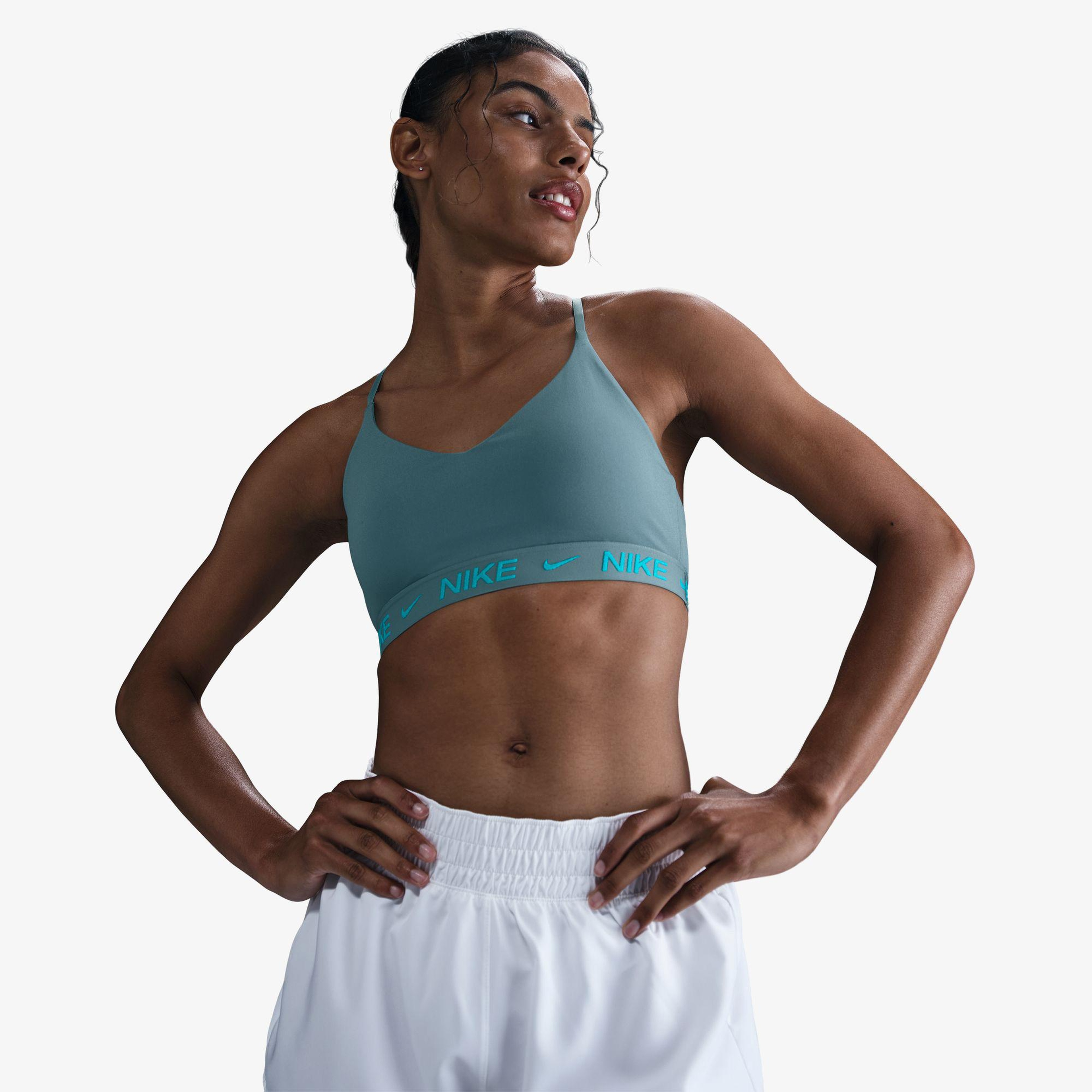 Nike Dri-Fit Indy Hafif Destekli Kadın Yeşil Bra