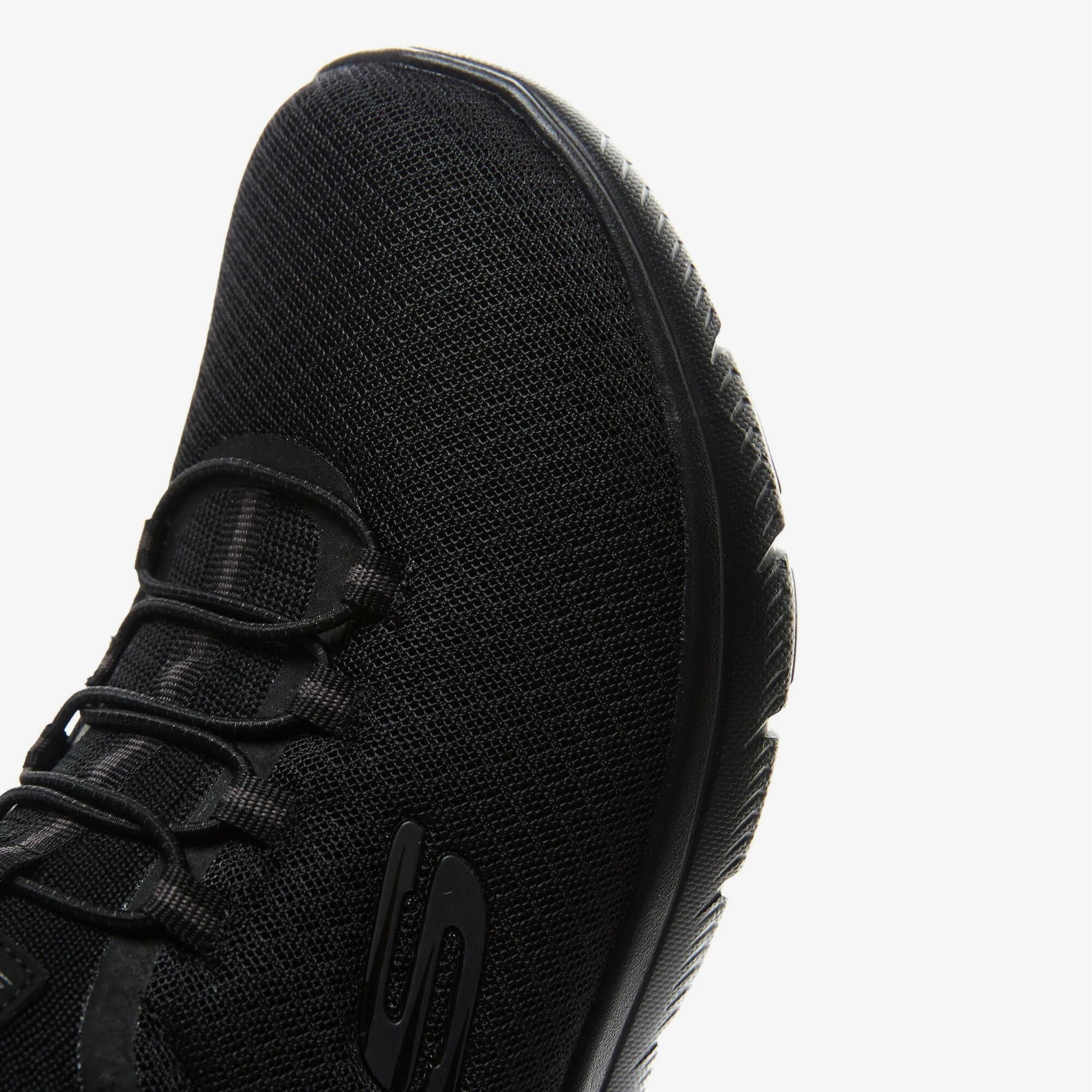 Skechers Summits Kadın Siyah Günlük Spor Ayakkabı