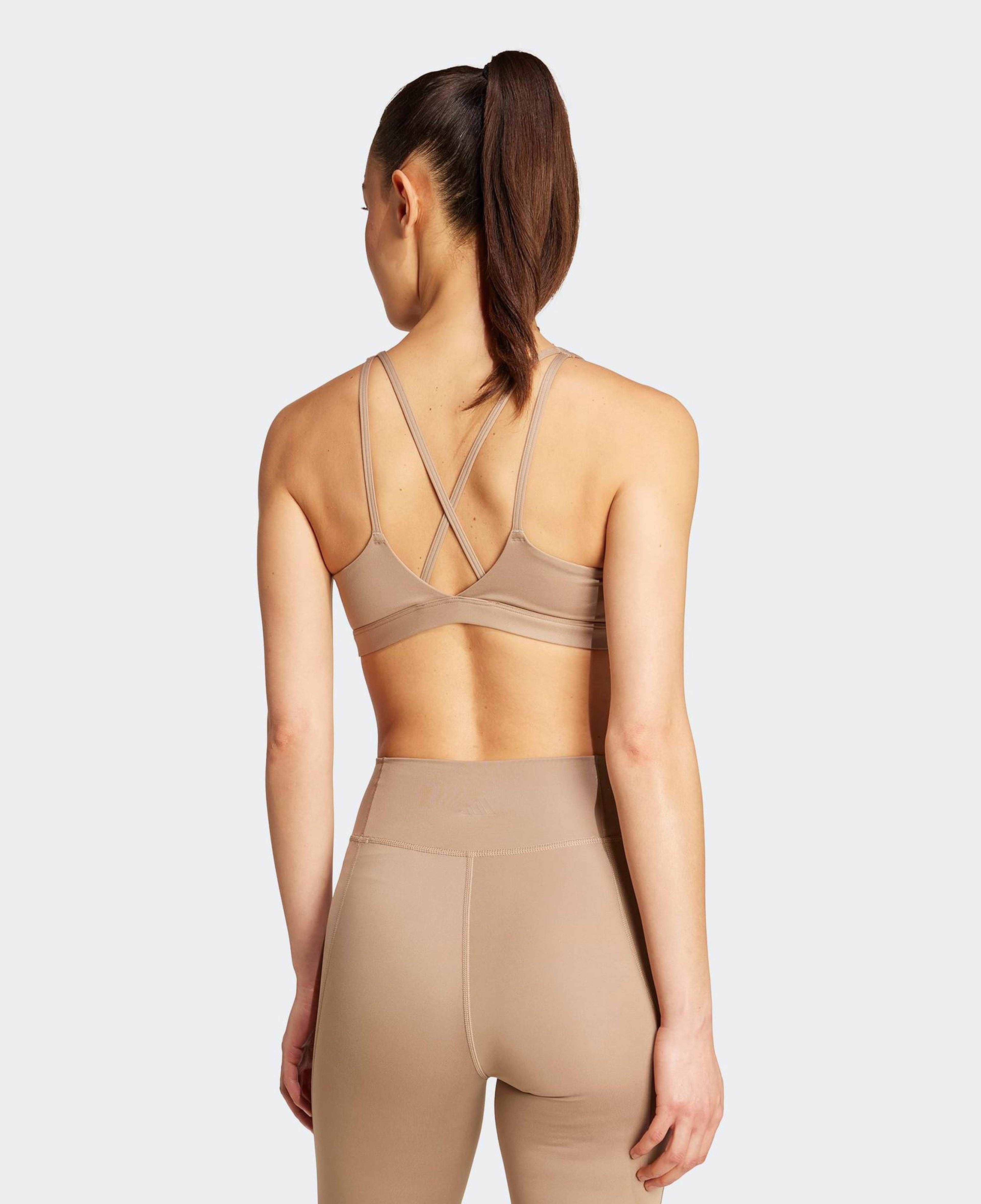 adidas All Me Essentials Orta Destekli Kadın Kahverengi Antrenman Bra