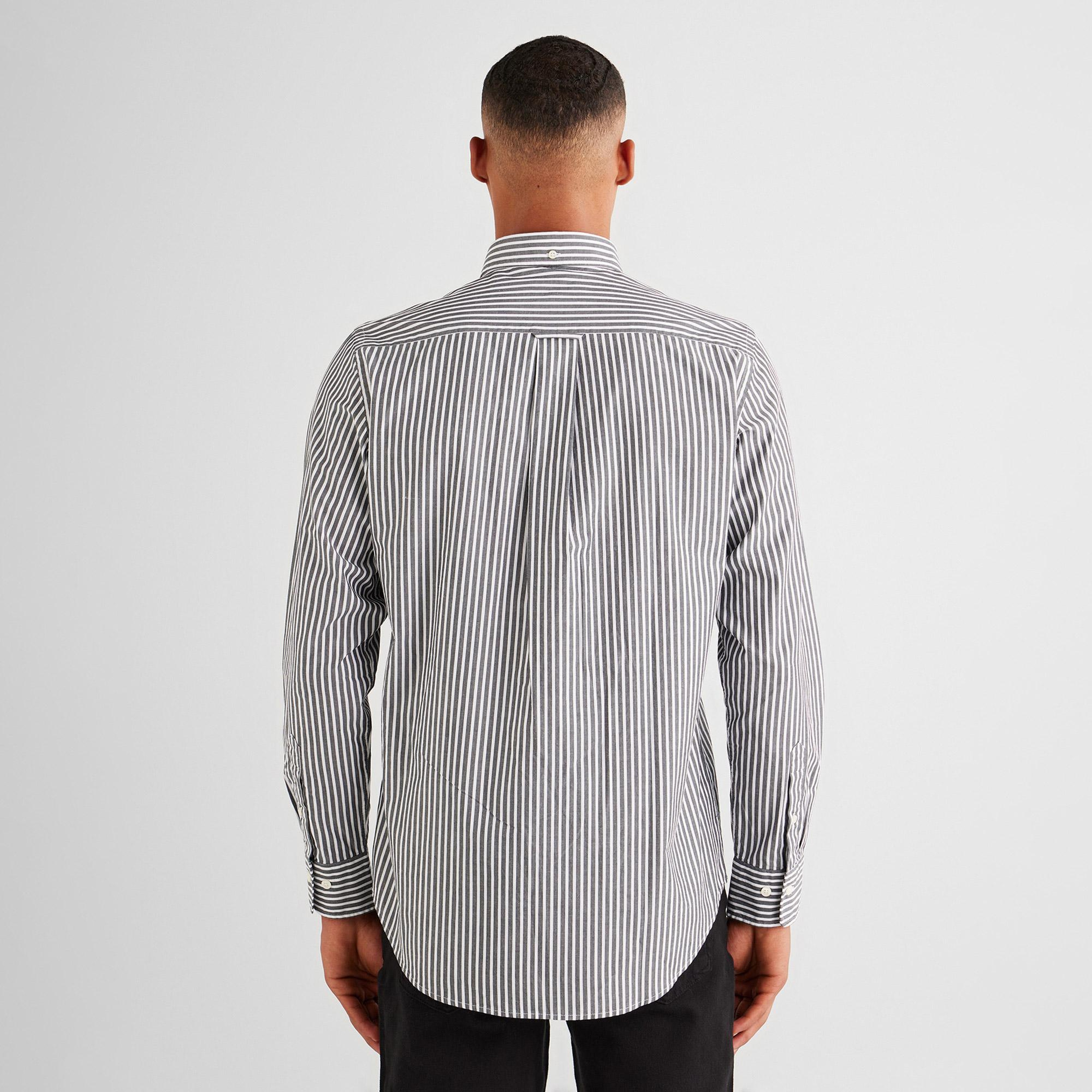 GANT Erkek Siyah Regular Fit Düğmeli Yaka Çizgili Poplin Gömlek