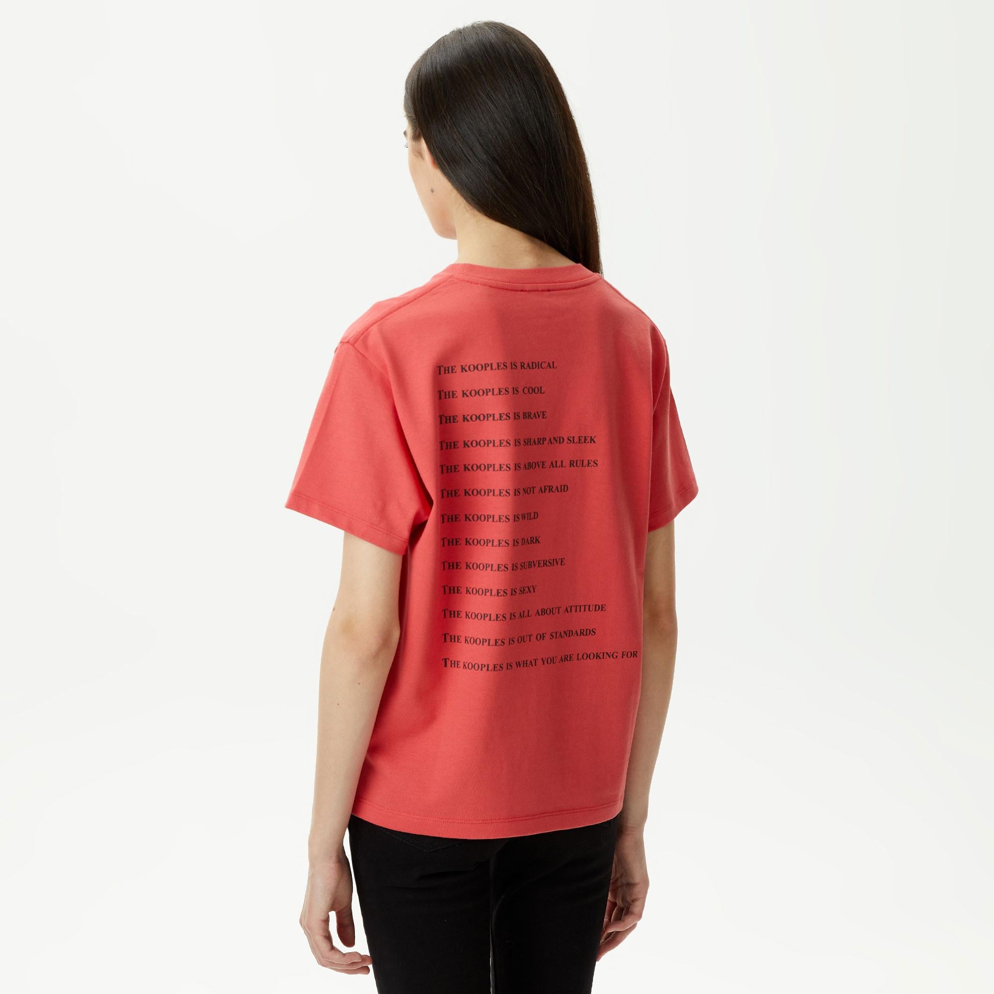 KADIN BASKILI BİSİKLET YAKA KIRMIZI T-SHIRT
