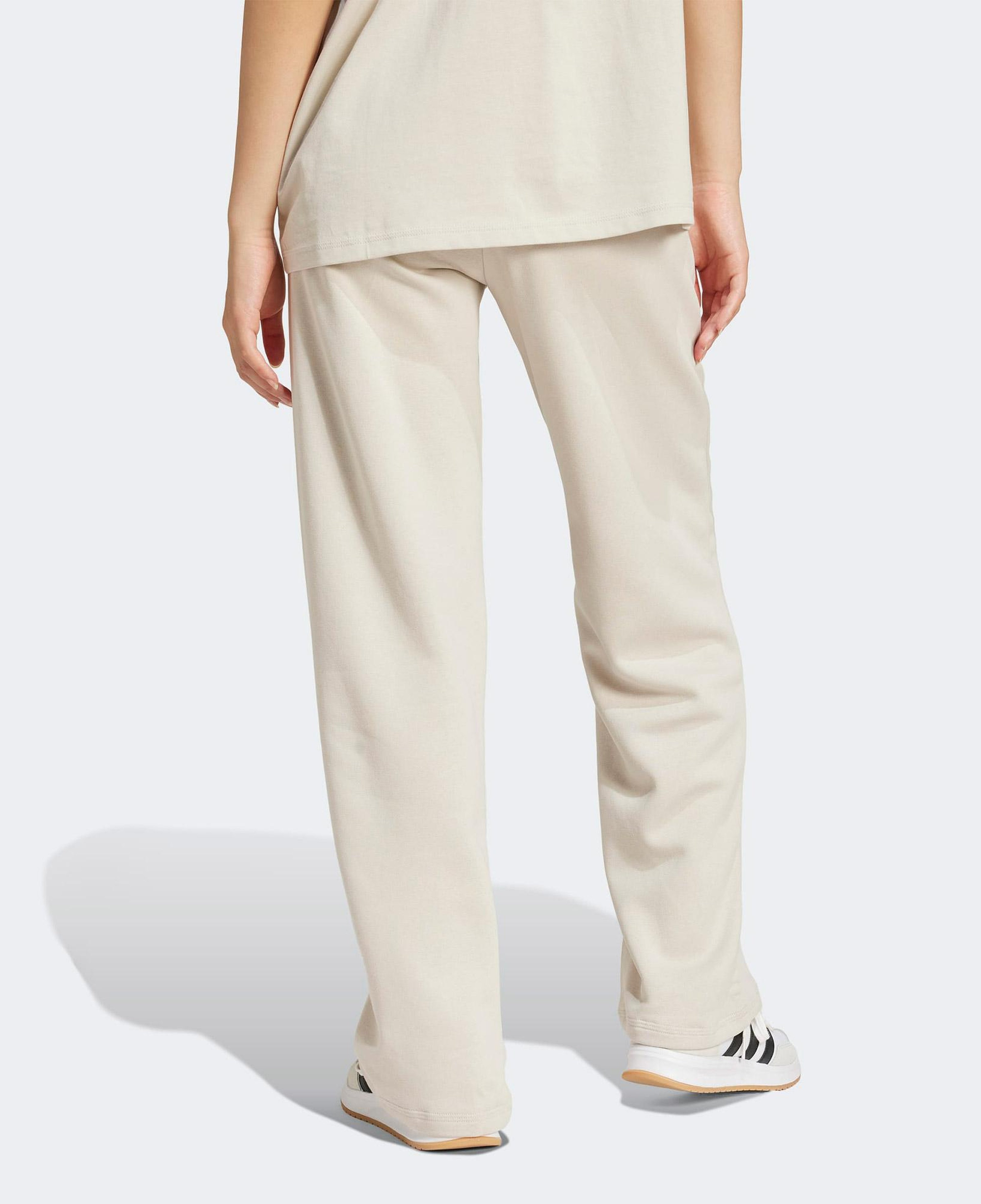 adidas Essentials Small Logo Feel Cozy Open Hem Kadın Bej Eşofman Altı