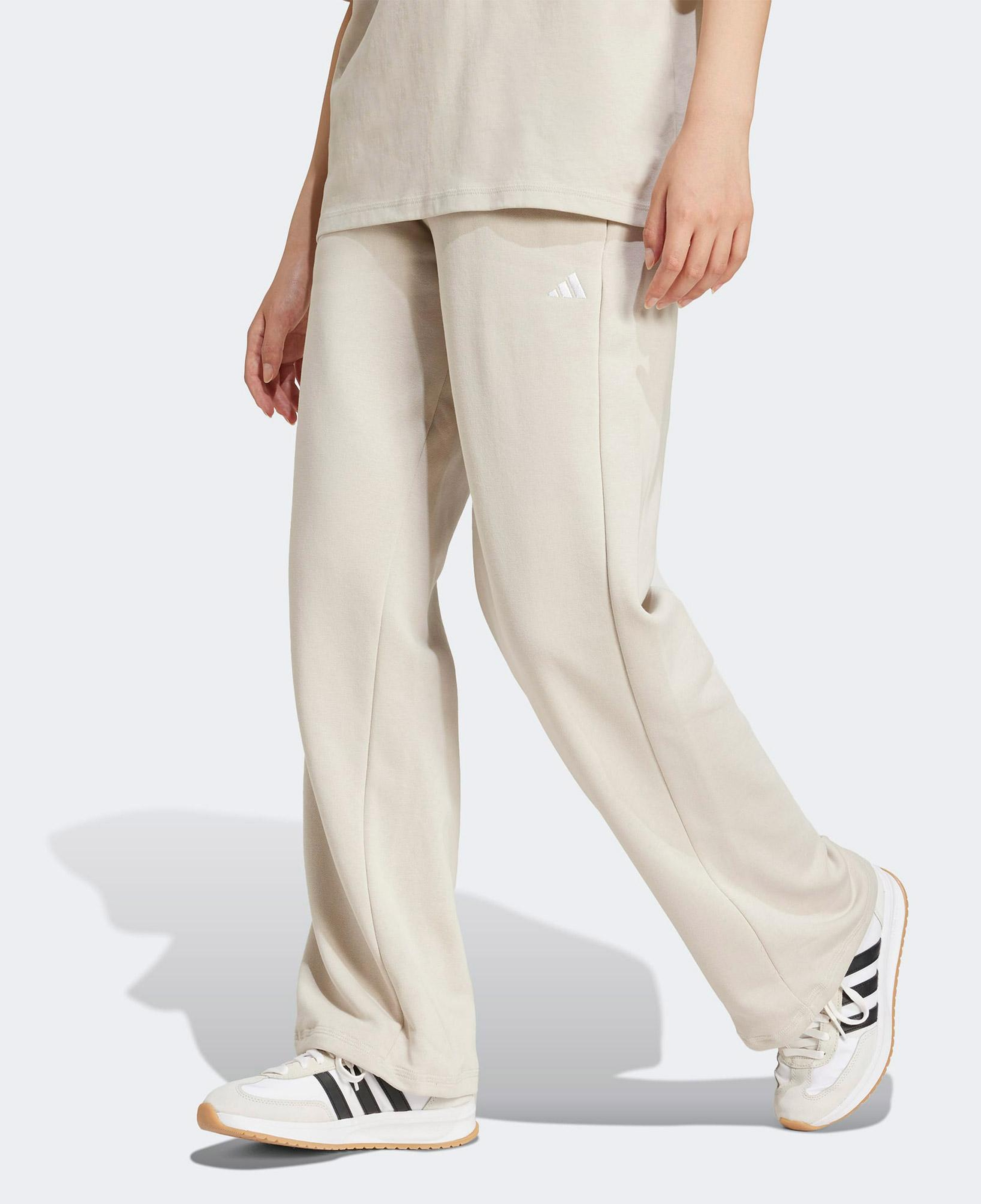 adidas Essentials Small Logo Feel Cozy Open Hem Kadın Bej Eşofman Altı