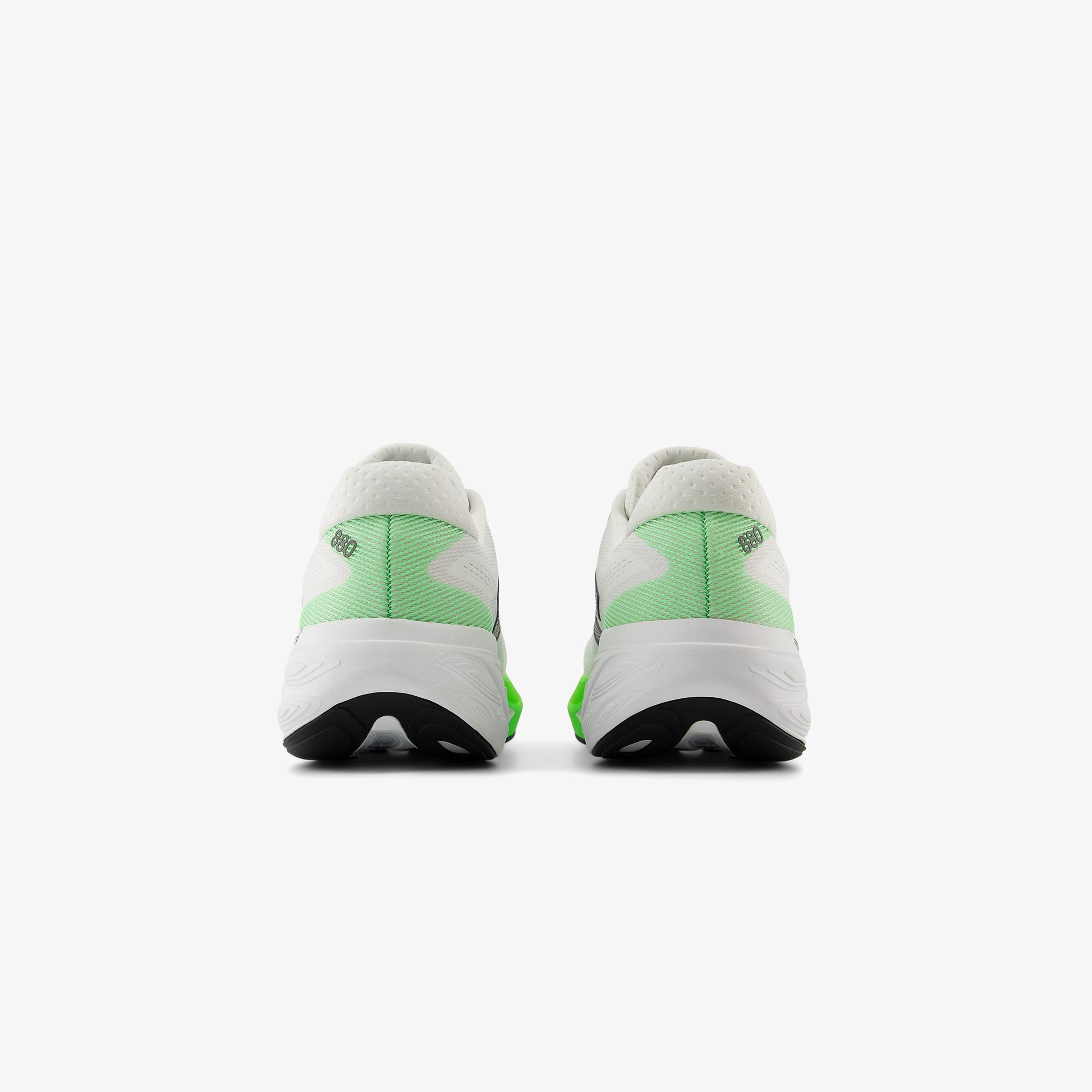 New Balance Fresh Foam 880 Erkek Beyaz Koşu Ayakkabısı