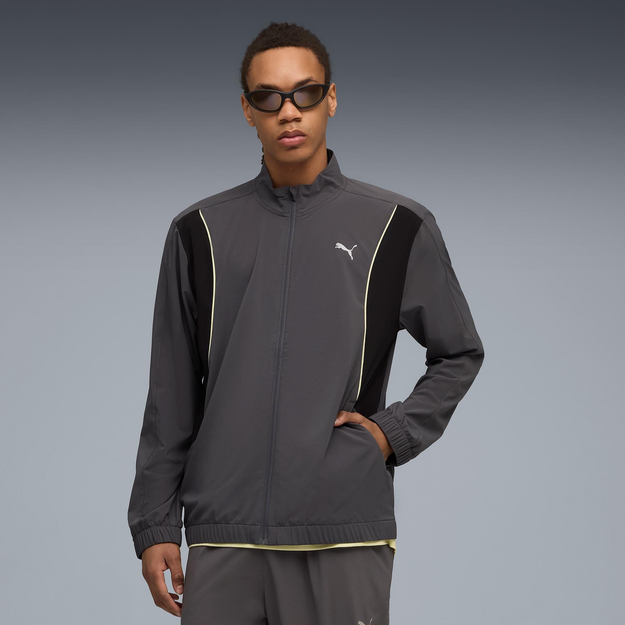 Puma Run Velocity Woven Erkek Gri Koşu Ceketi