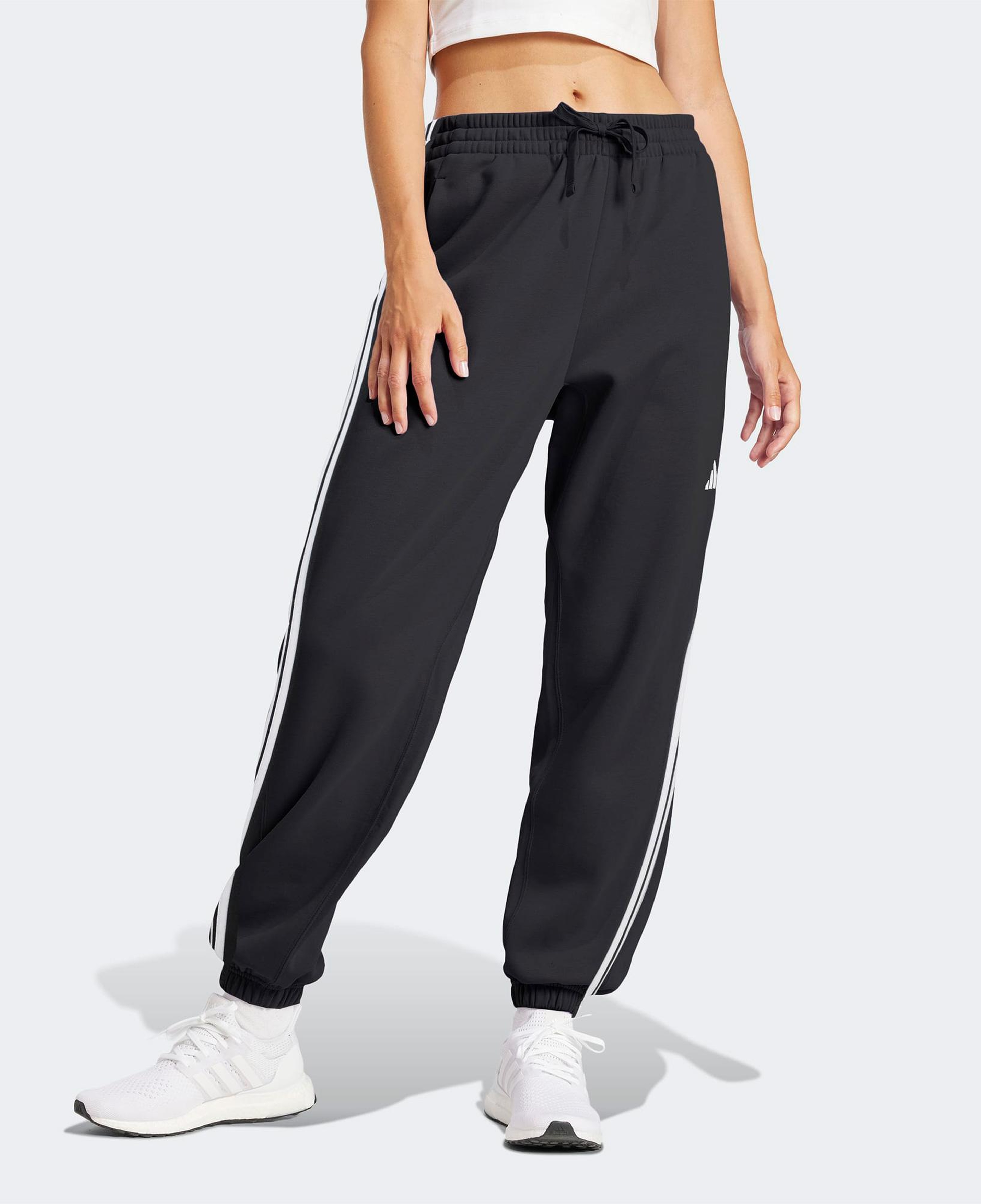 adidas Essentials 3 Stripes French Terry Cuffed Kadın Siyah Eşofman Altı