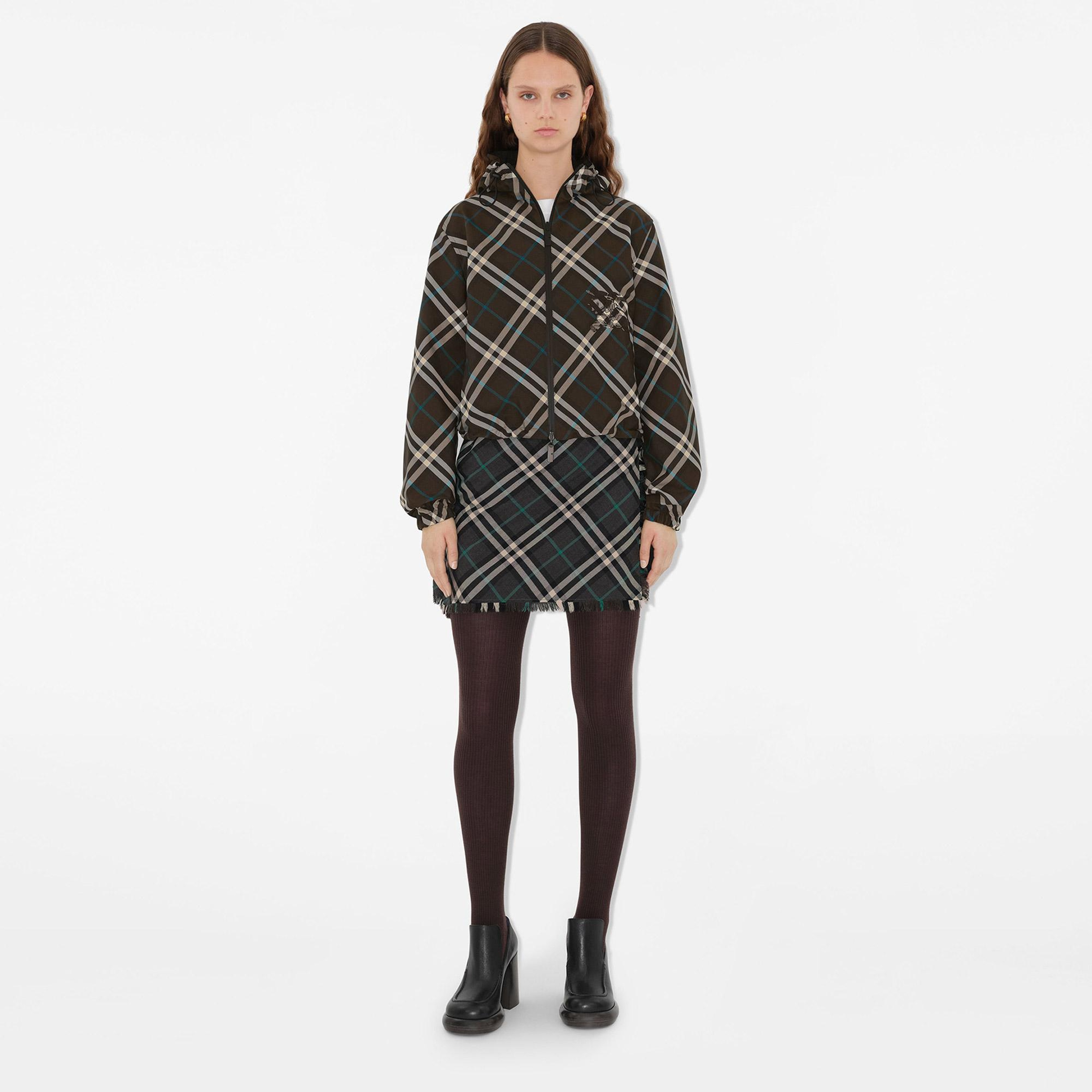 Burberry Kadın Bej Mont