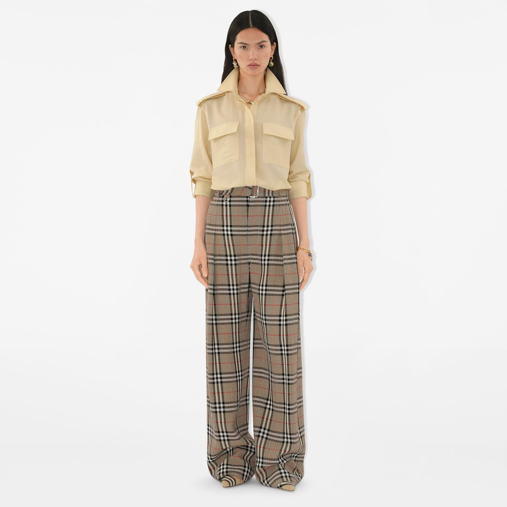 Burberry Kadın Gri Pantolon