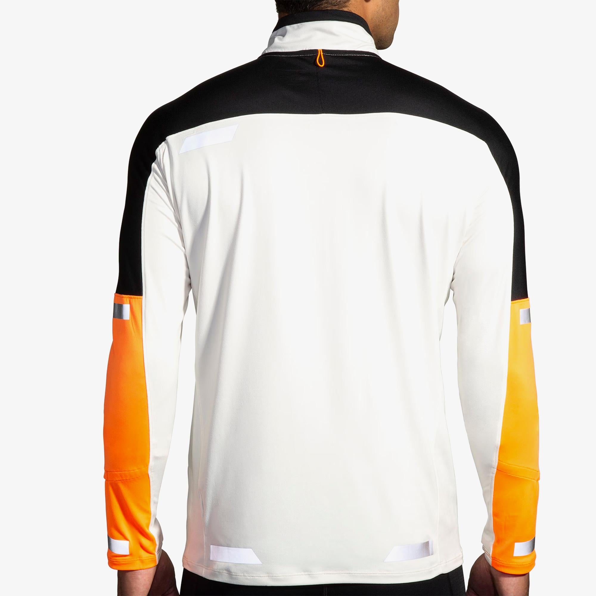 Brooks Run Visible 1/2 Zip 2.0 Erkek Beyaz T-Shirt