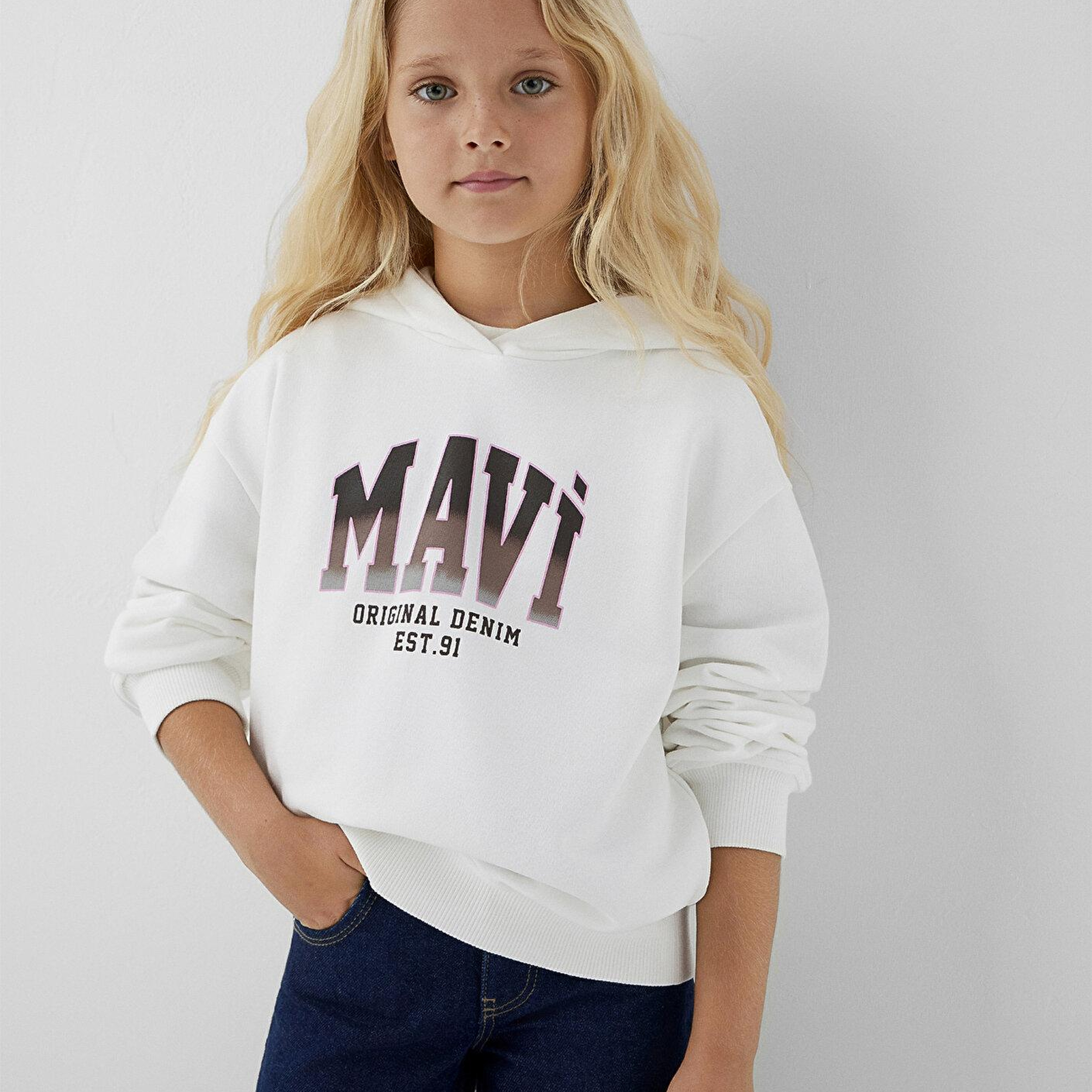 Mavi Mavi Logo Baskılı Kapüşonlu Ekru Sweatshirt 7S10179-70057