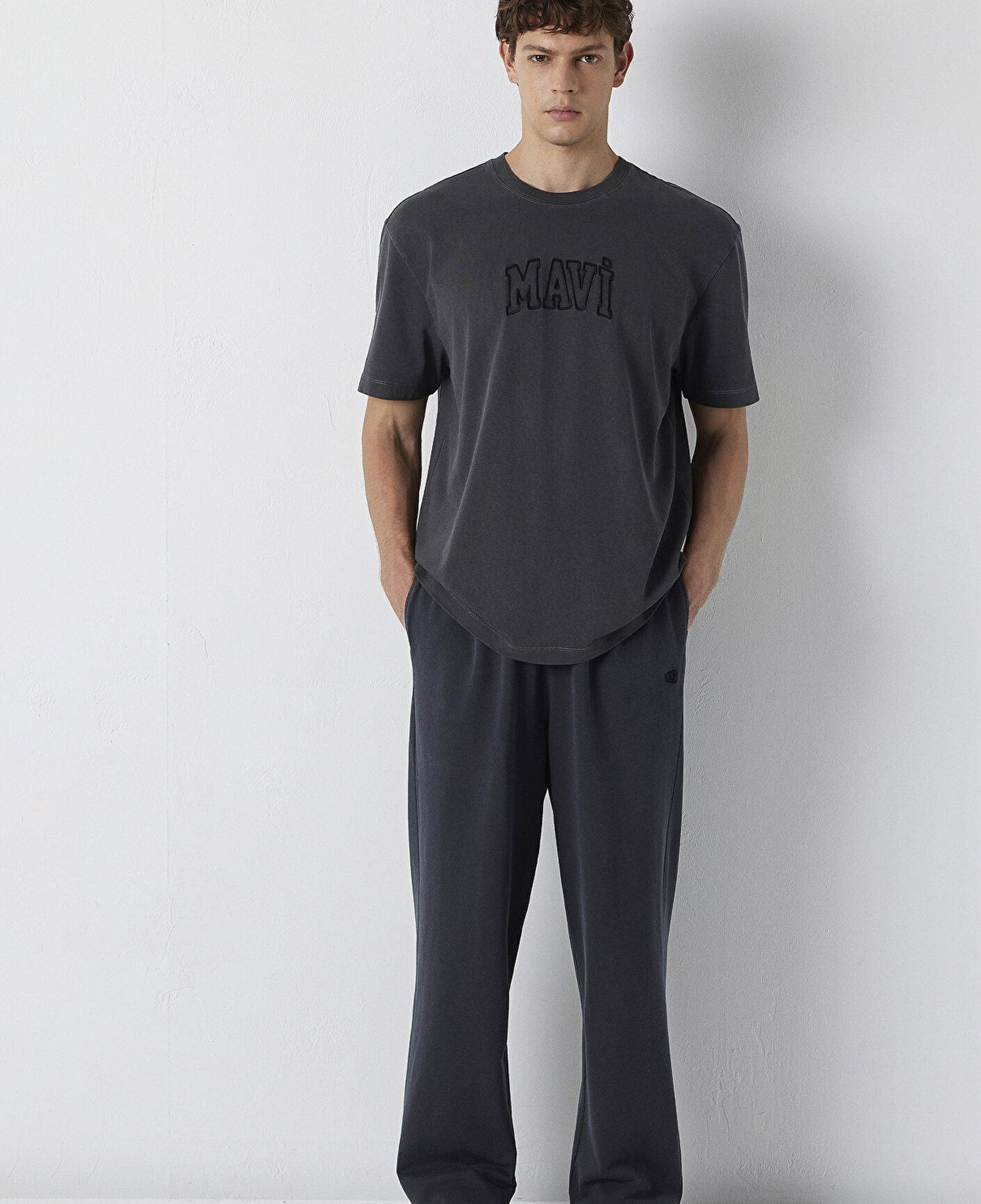 Mavi Mavi Logo Baskılı Antrasit Tişört Loose Fit / Bol Rahat Kesim 0613564-70087