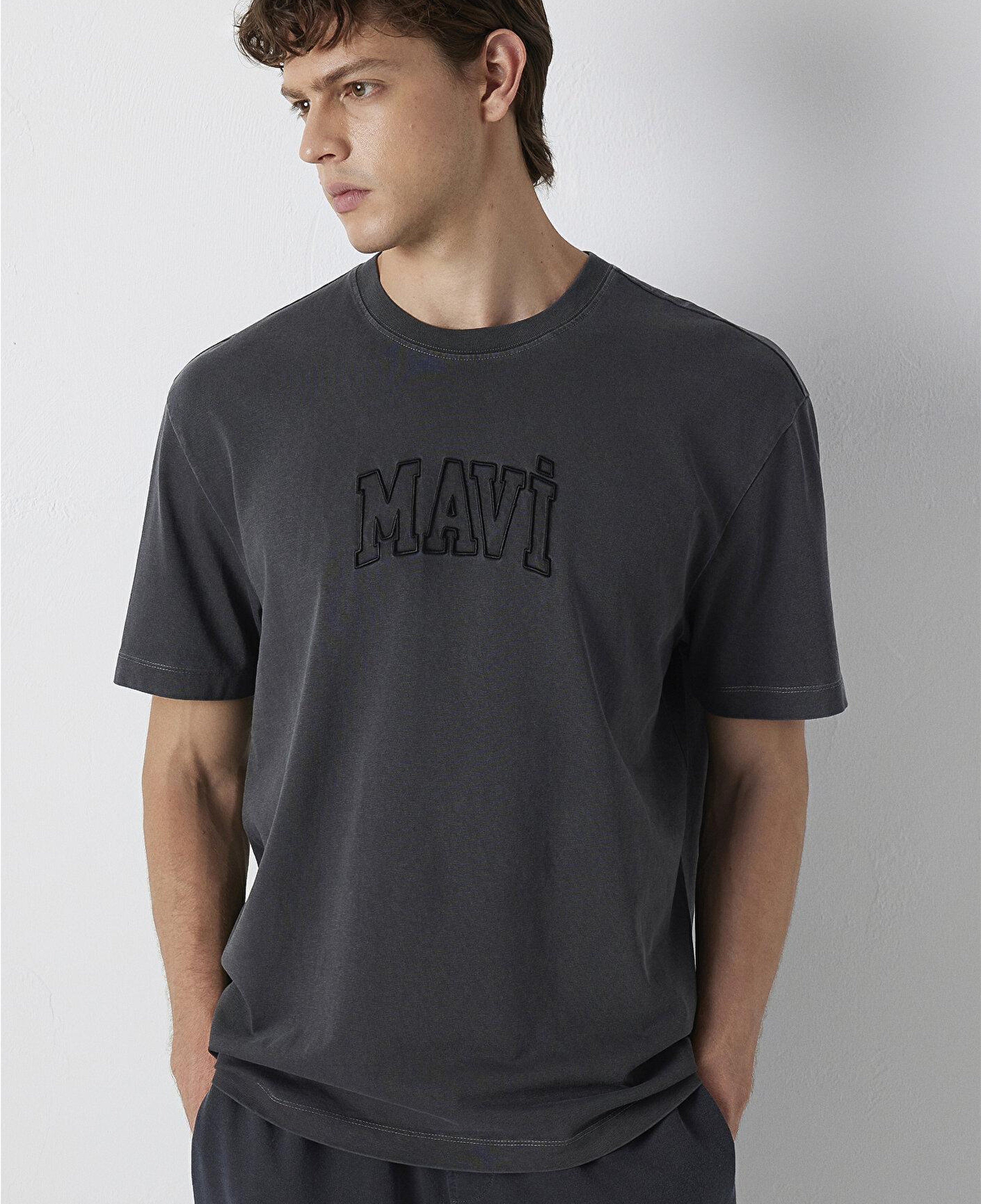 Mavi Mavi Logo Baskılı Antrasit Tişört Loose Fit / Bol Rahat Kesim 0613564-70087