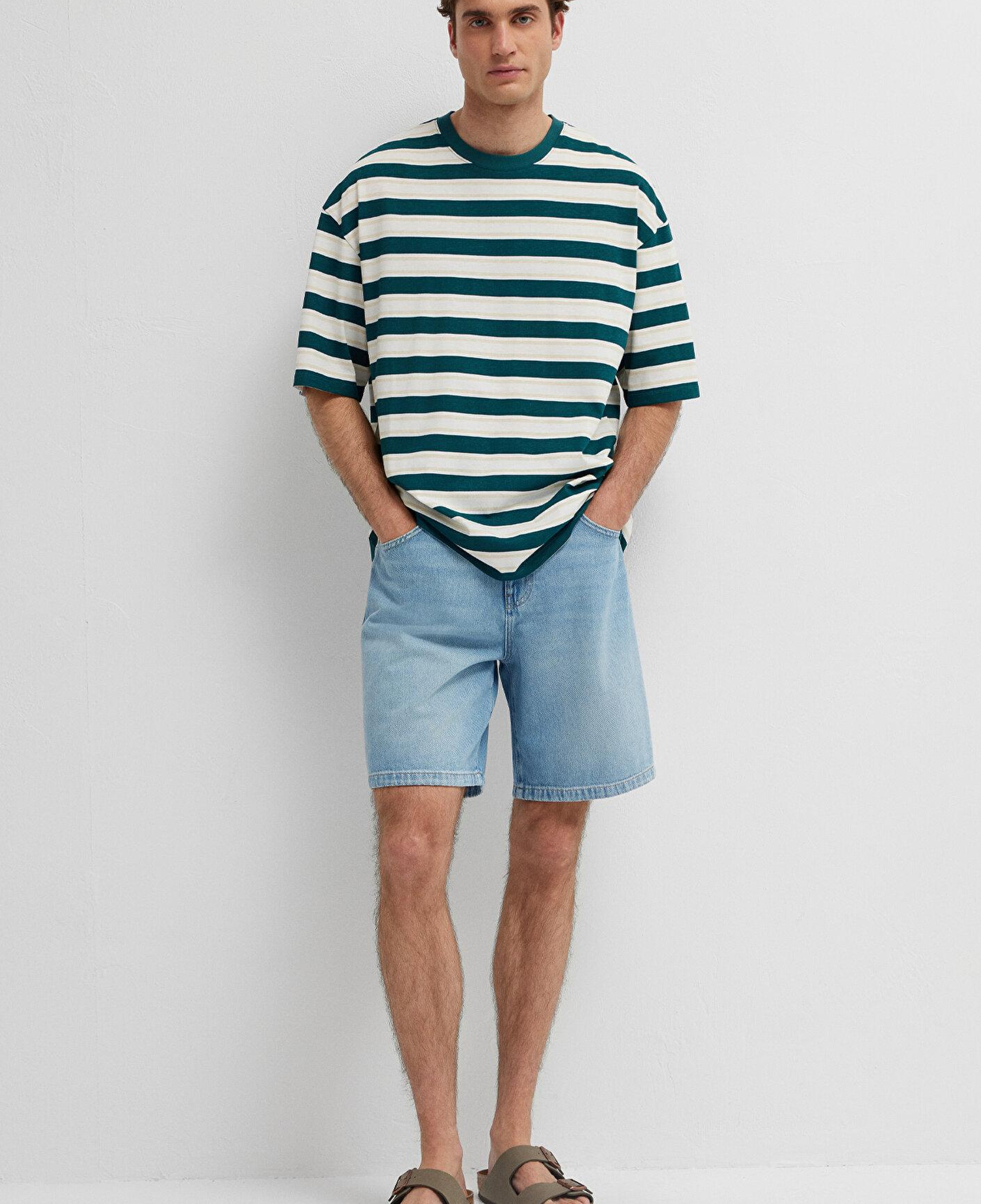Mavi Çizgili Tişört Oversize / Geniş Kesim 0613505-70057