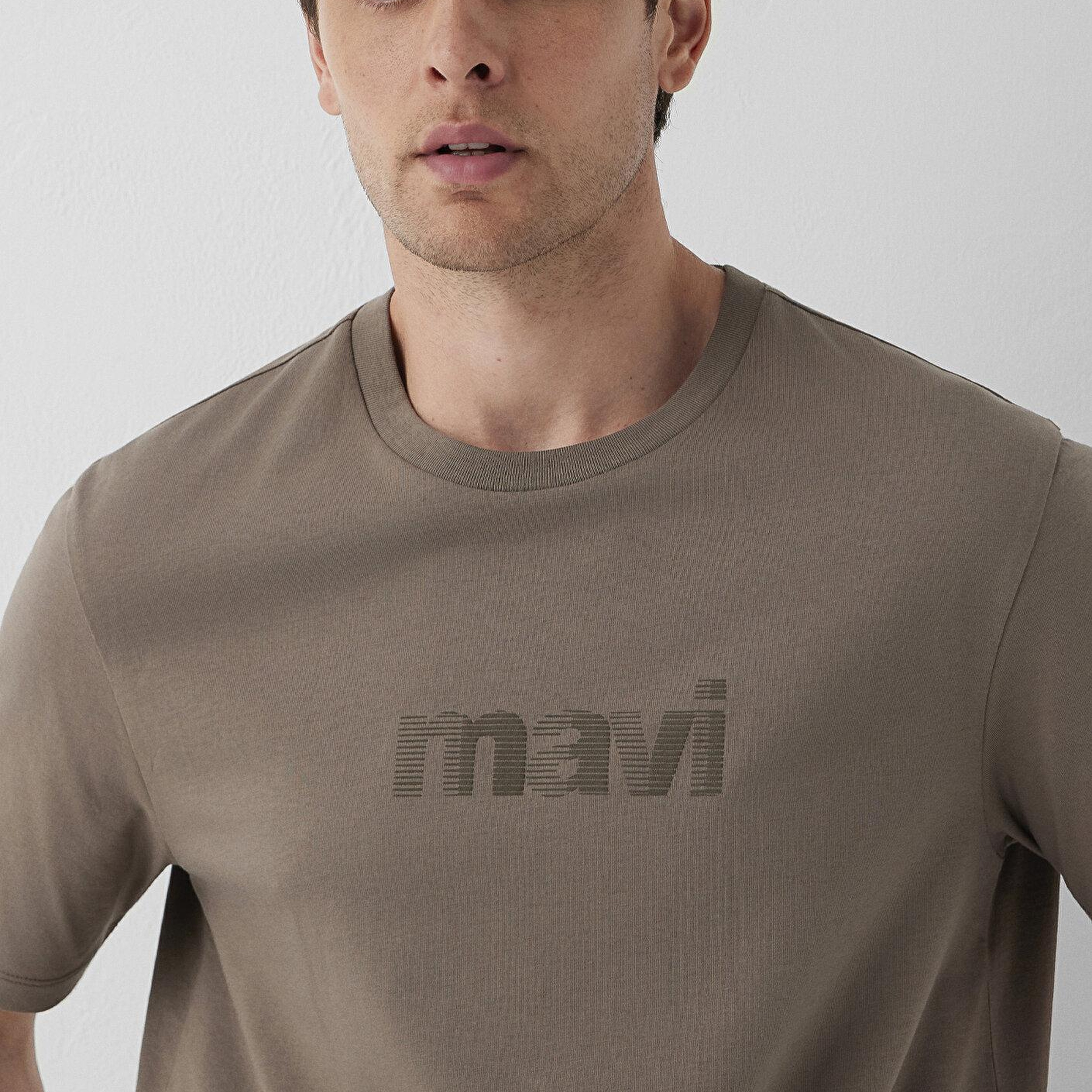 Mavi Mavi Logo Baskılı Kahverengi Tişört Regular Fit / Normal Kesim 0612936-70376