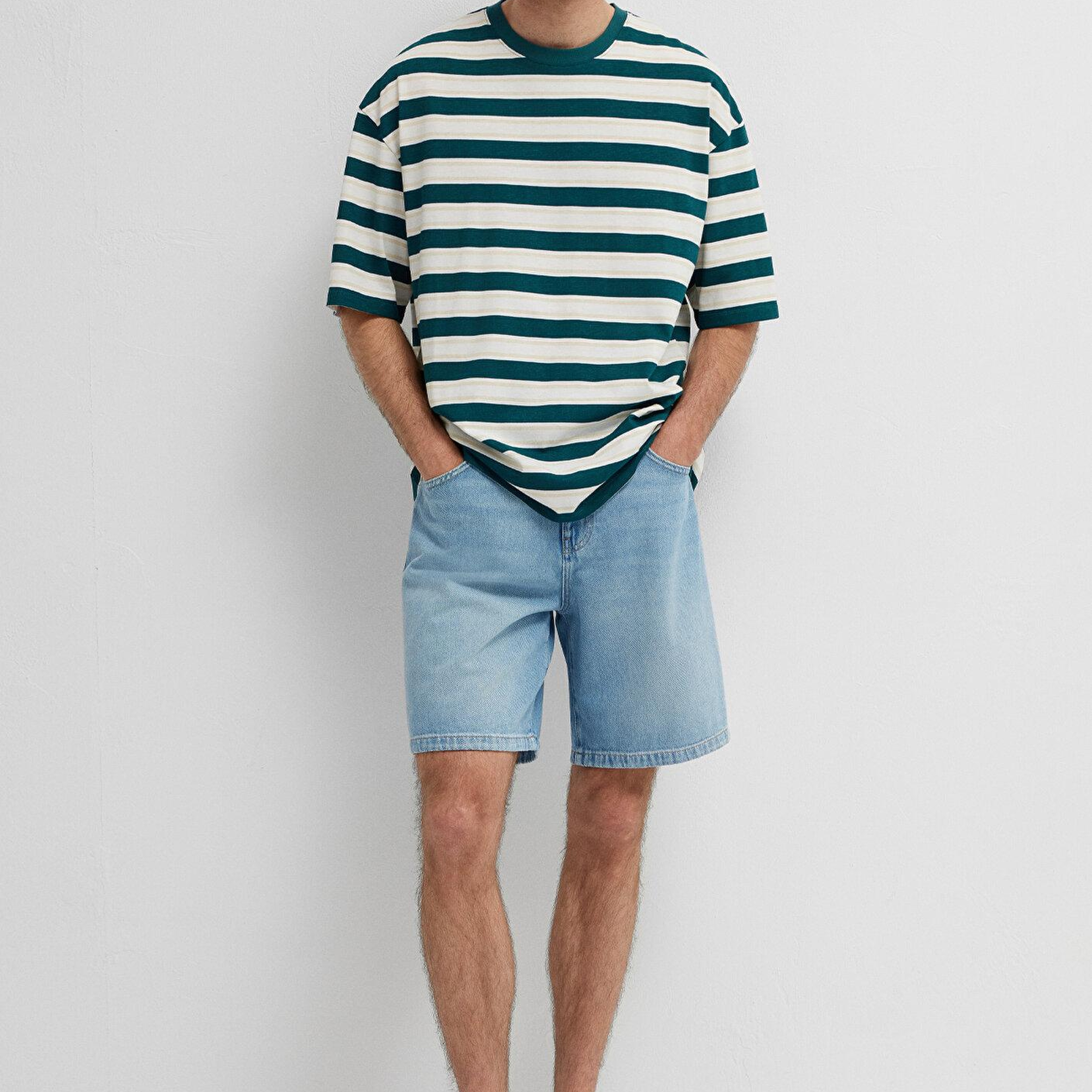 Mavi Çizgili Tişört Oversize / Geniş Kesim 0613505-70057