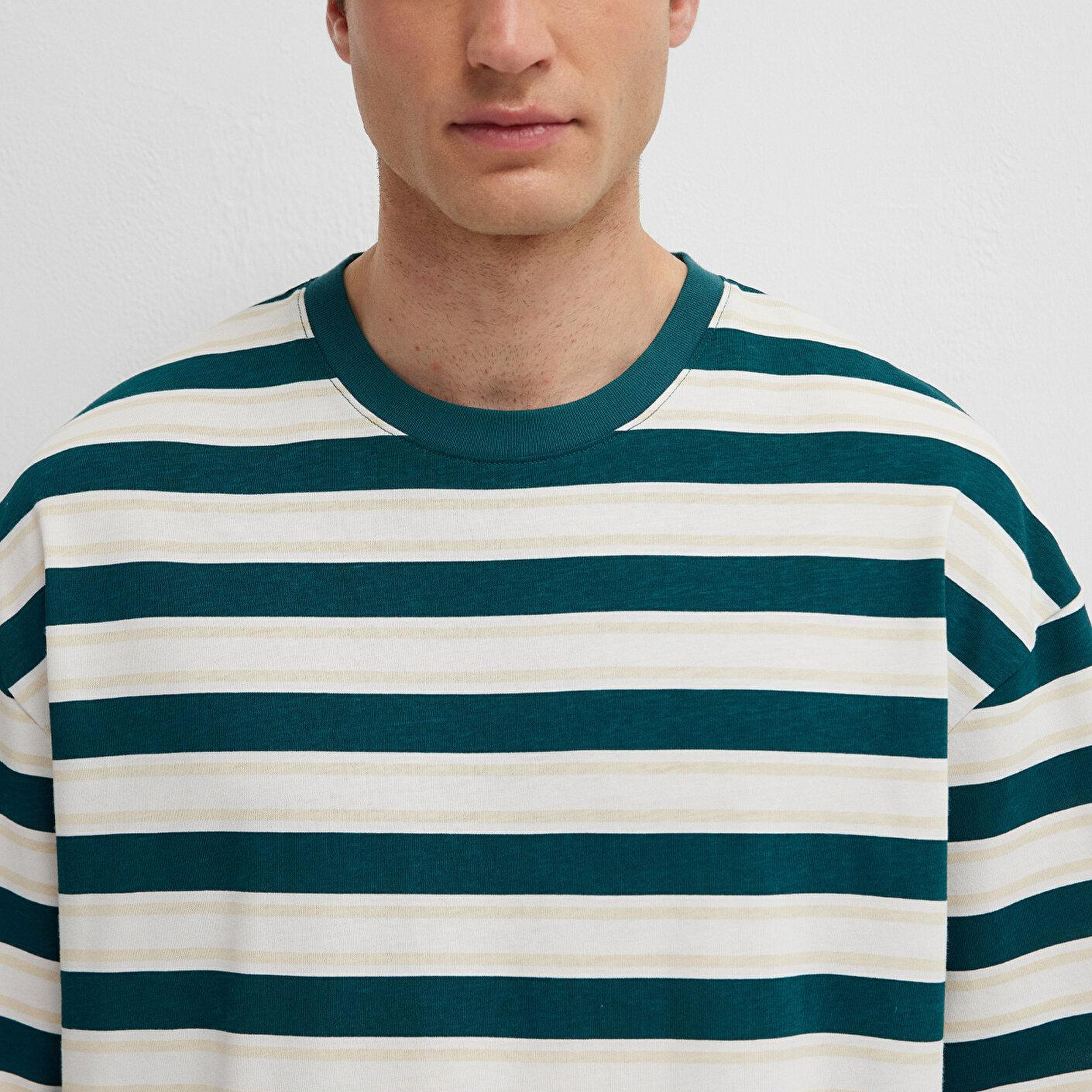 Mavi Çizgili Tişört Oversize / Geniş Kesim 0613505-70057
