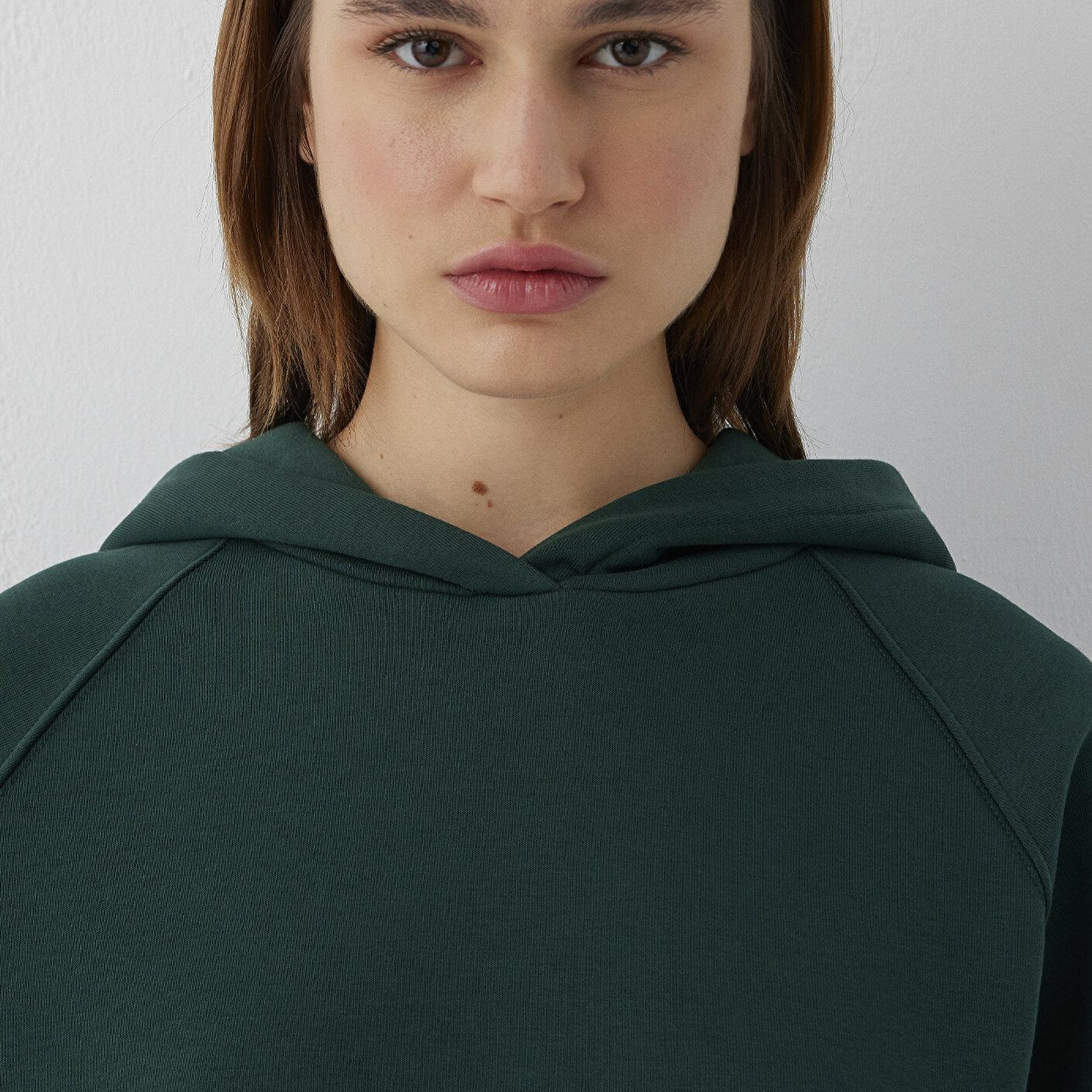 Mavi Kapüşonlu Yeşil Sweatshirt 1S10577-71538