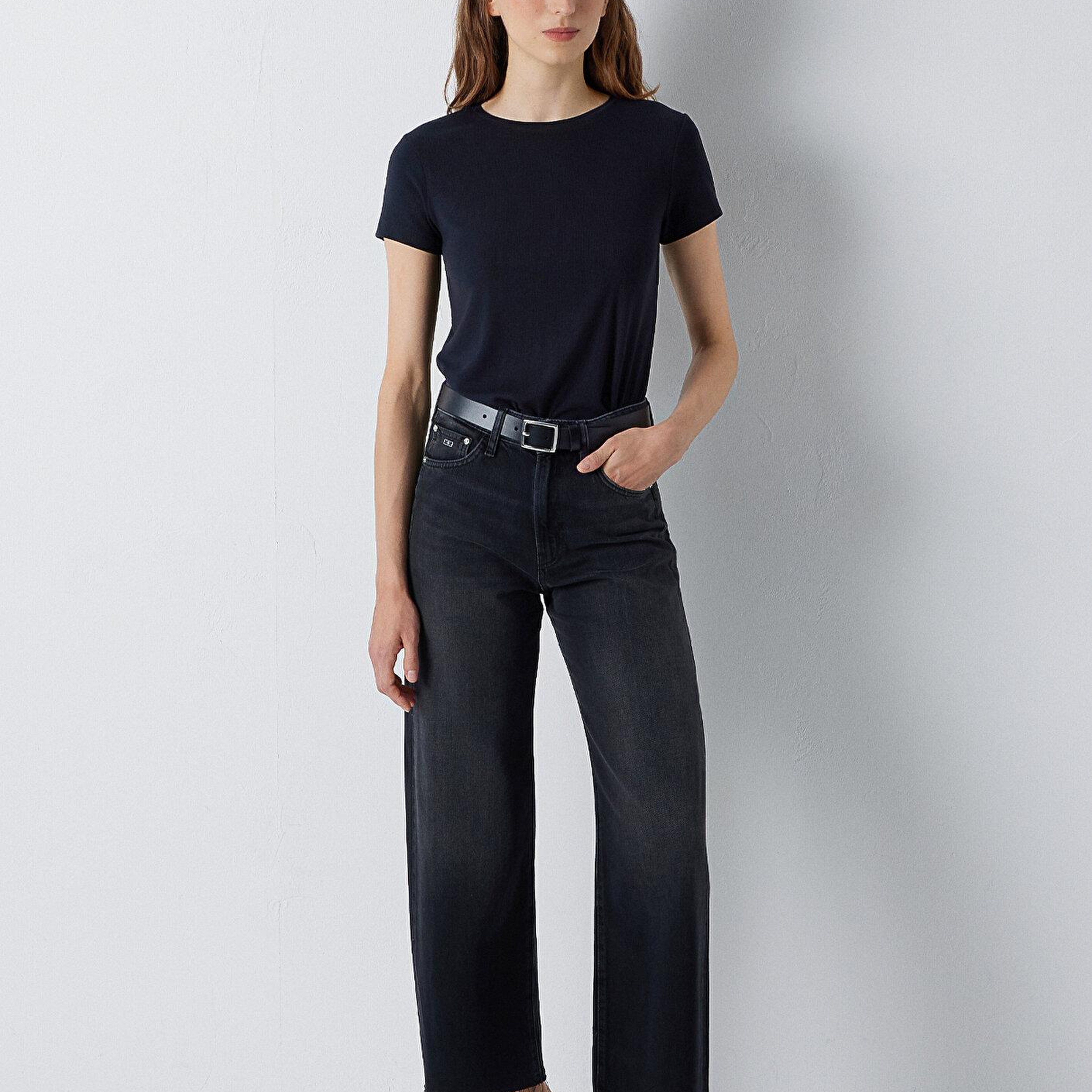 Mavi Siyah Basic Tişört Slim Fit / Dar Kesim 1612904-900