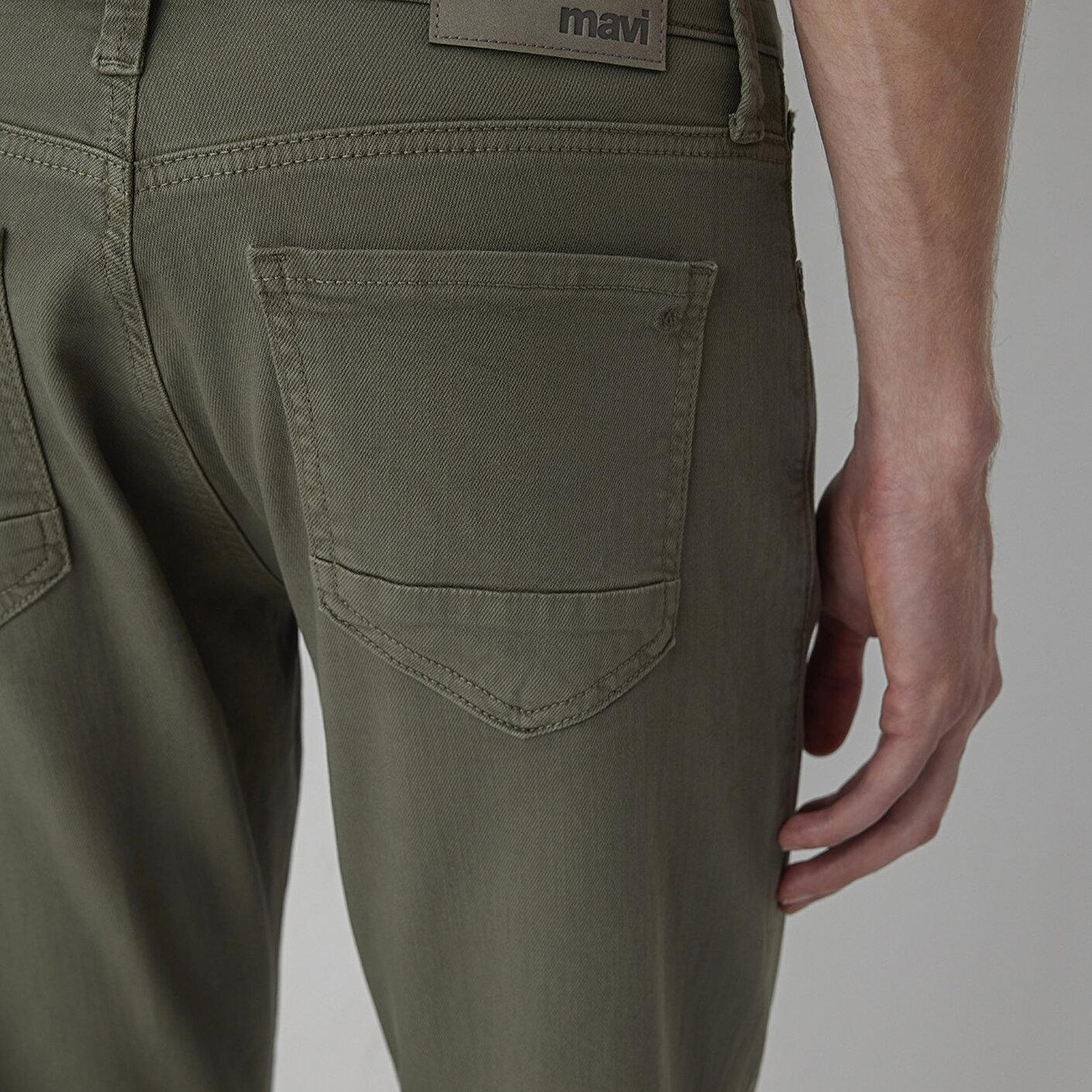 Mavi Martin Haki Gabardin Pantolon 00378A4099
