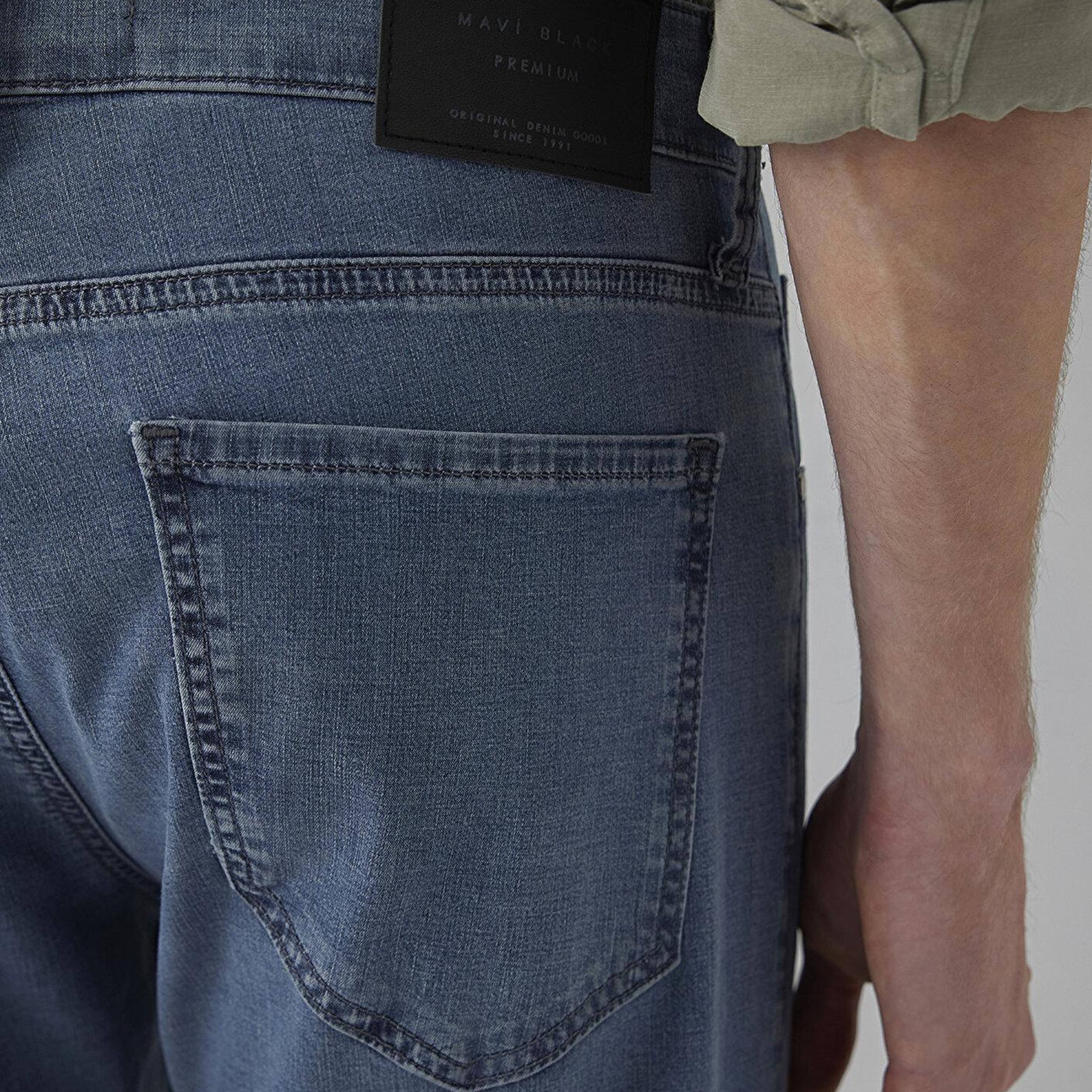 Mavi Hunter Mavi Black Puslu Açık Mavi Jean Pantolon 00202A4185