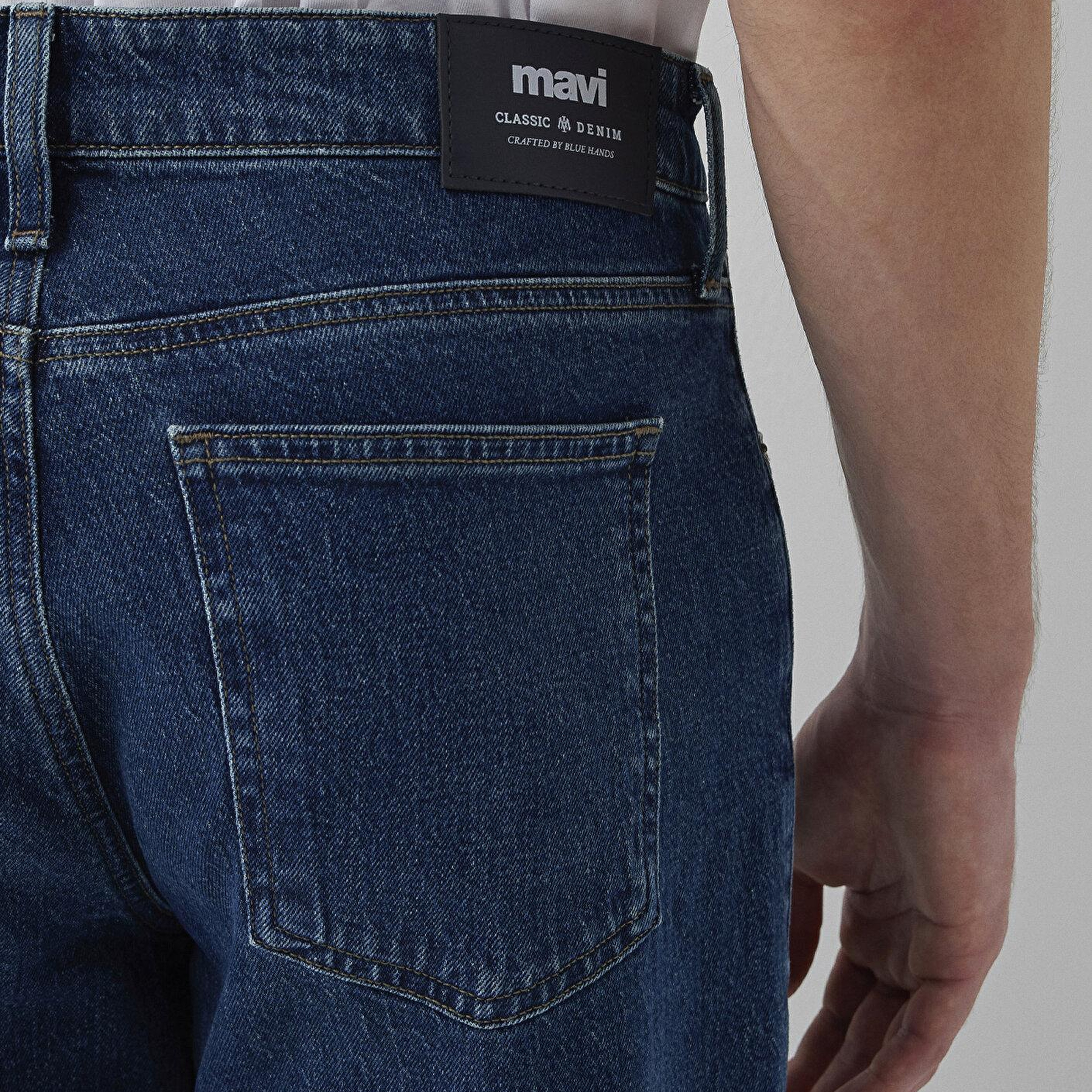 Mavi MARLON Classic Denim Koyu Mavi Denim Pantolon 0019166-90387