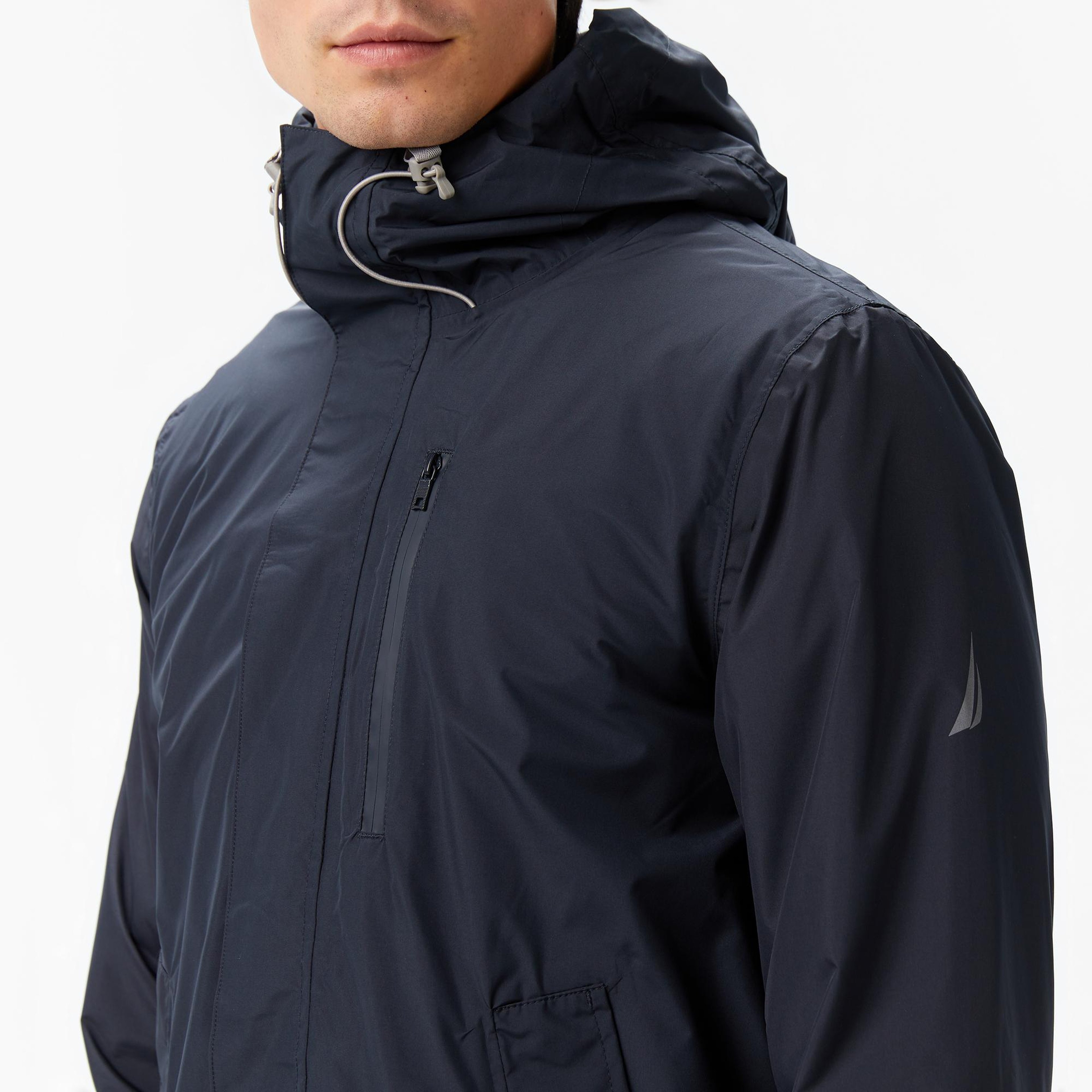 Nautica Erkek Siyah Regular Fit Kapüşonlu Su Geçirmez Mont