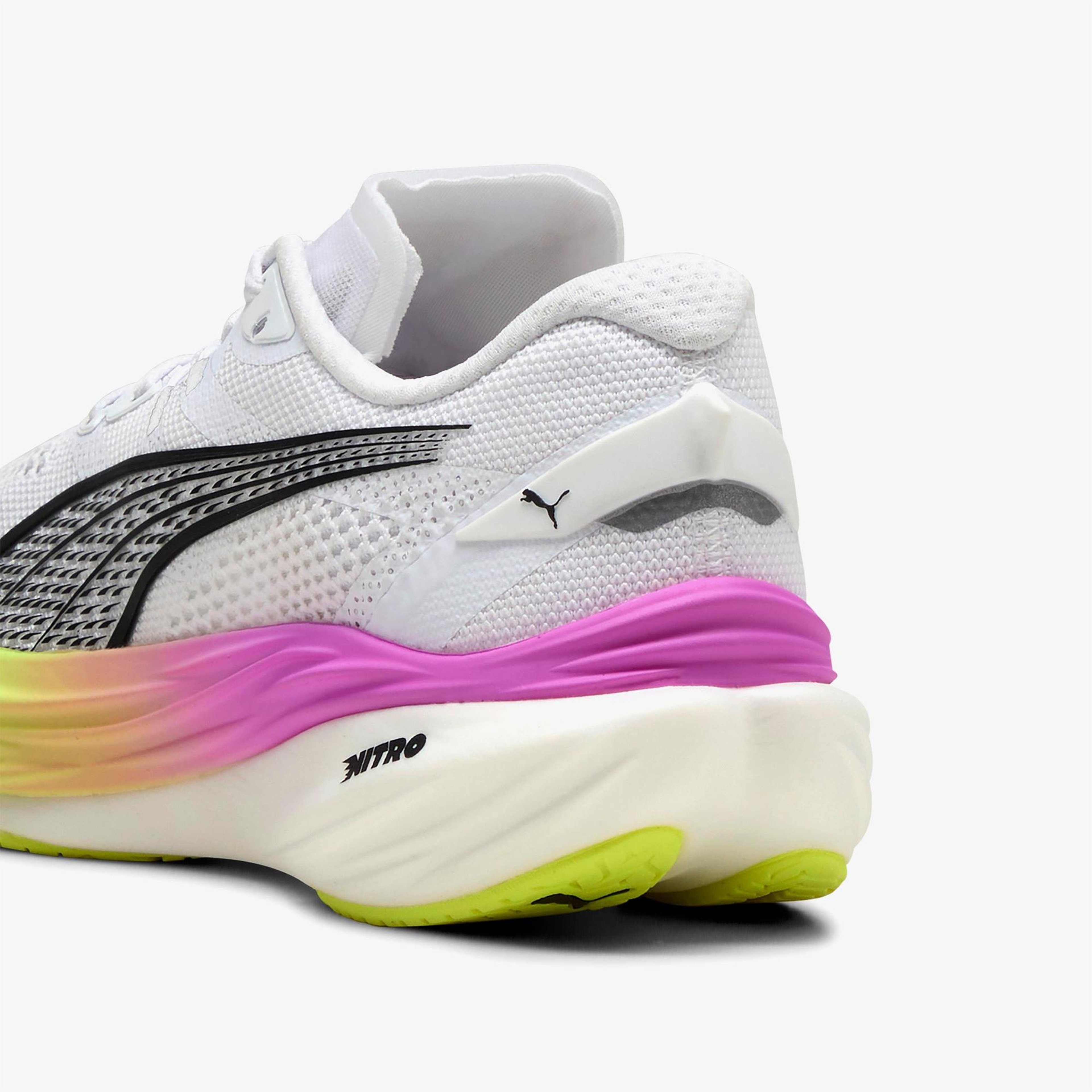 Puma Deviate Nitro 3 Kadın Beyaz Koşu Ayakkabısı