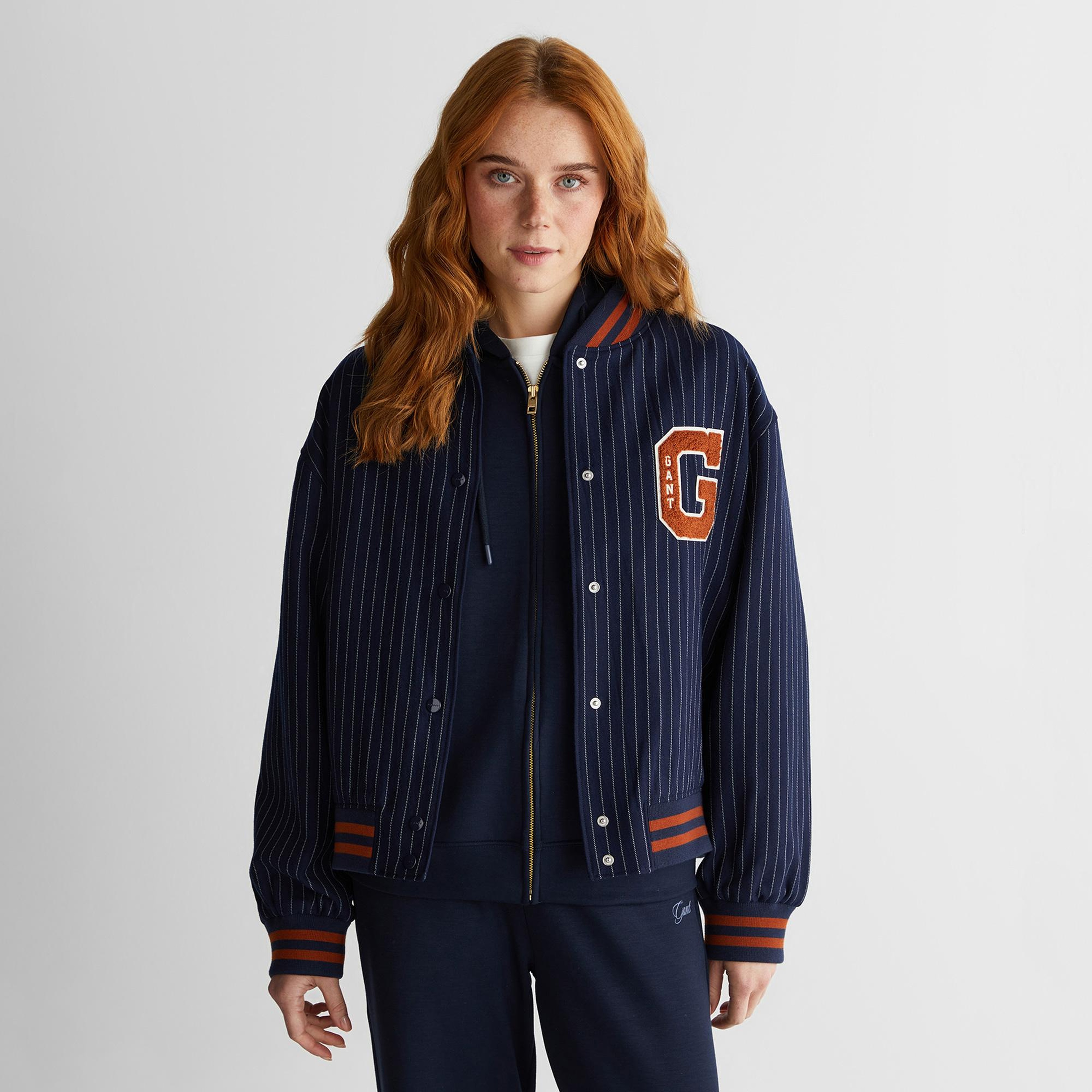 GANT Kadın Lacivert Standart Fit  Yün Mont