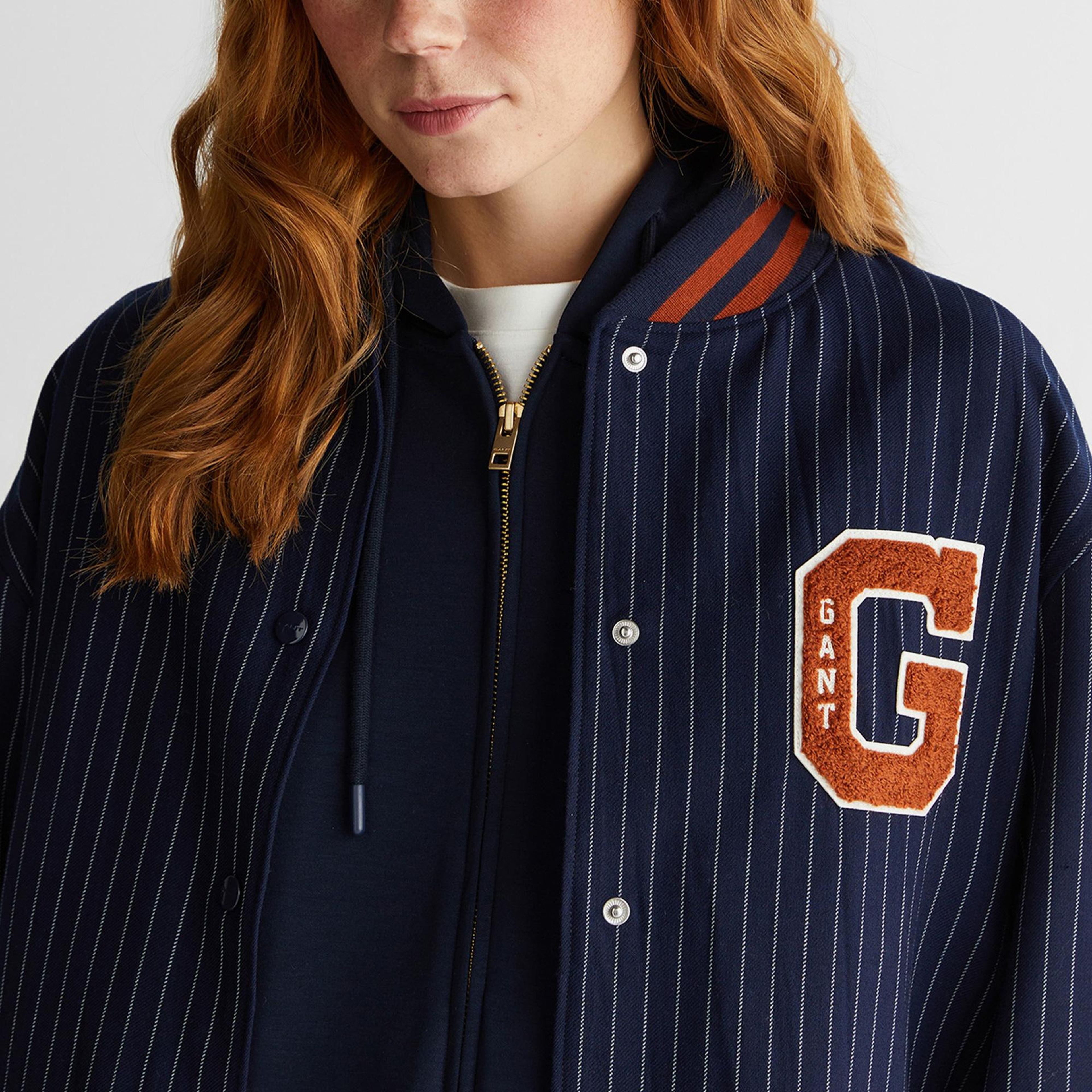 GANT Kadın Lacivert Standart Fit  Yün Mont