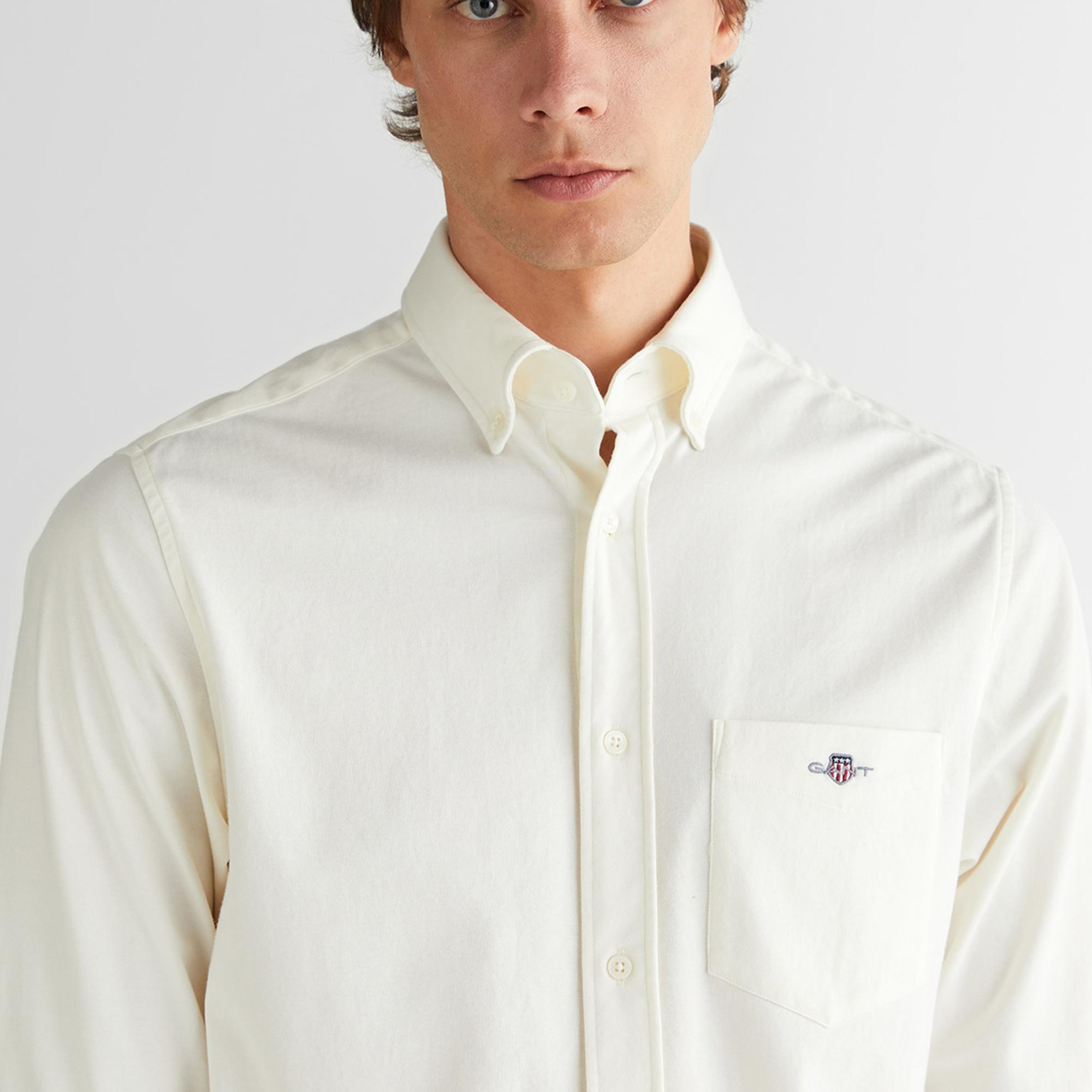 Gant Erkek Krem Regular Fit Düğmeli Yaka Gömlek