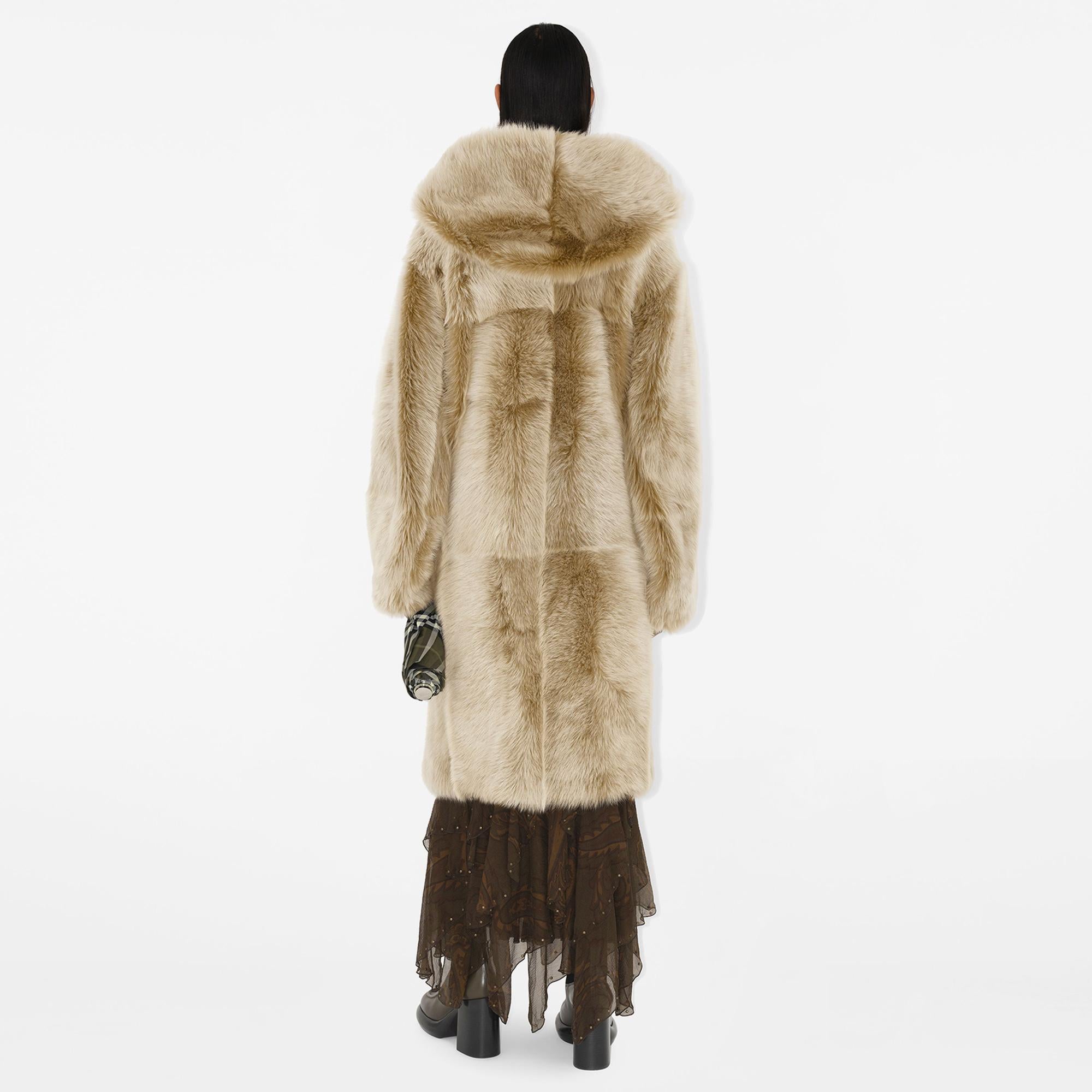 Burberry Pel Shearling Duffle Kadın Kahverengi Yün Mont