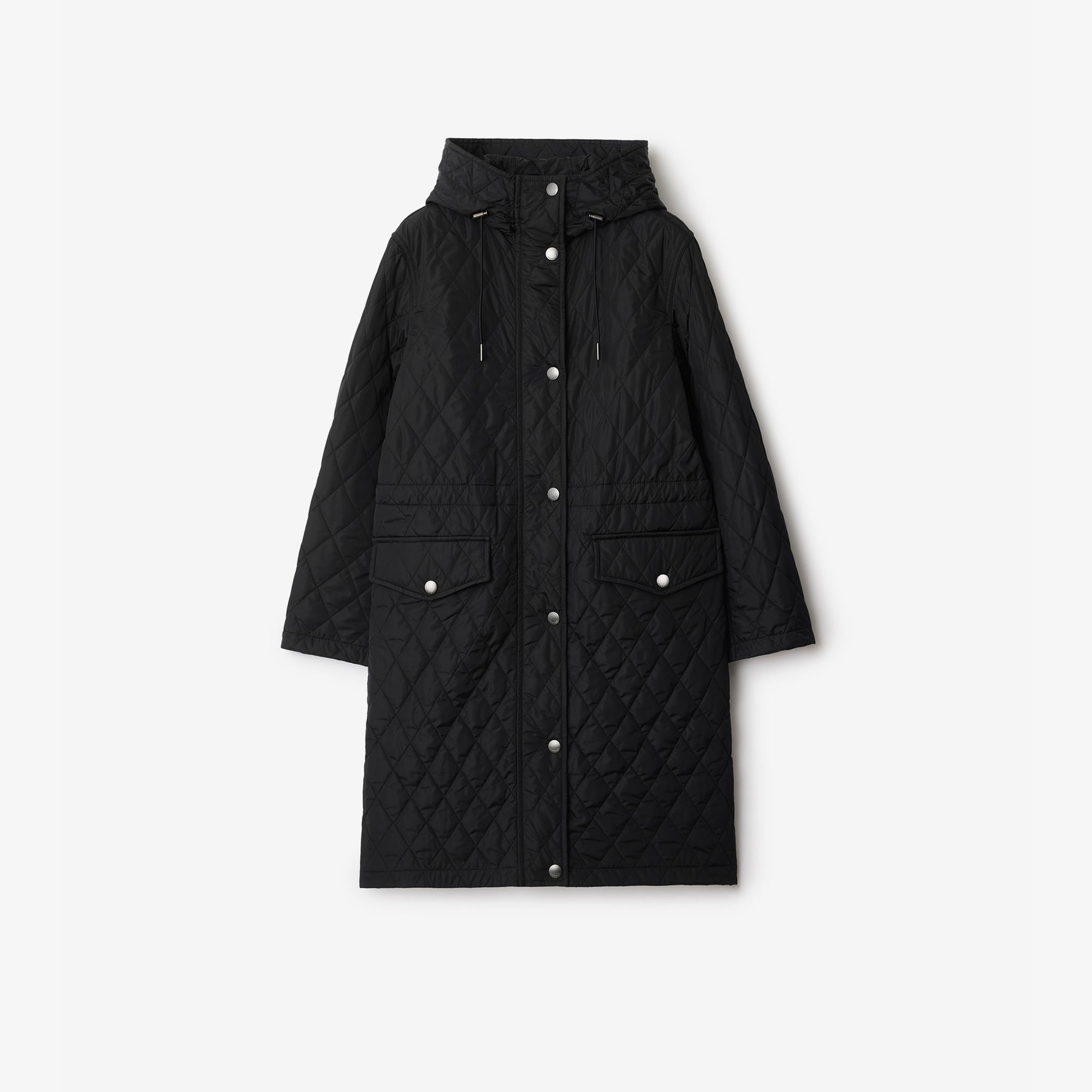 Burberry Quilted Nylon Hooded Kadın Siyah Mont