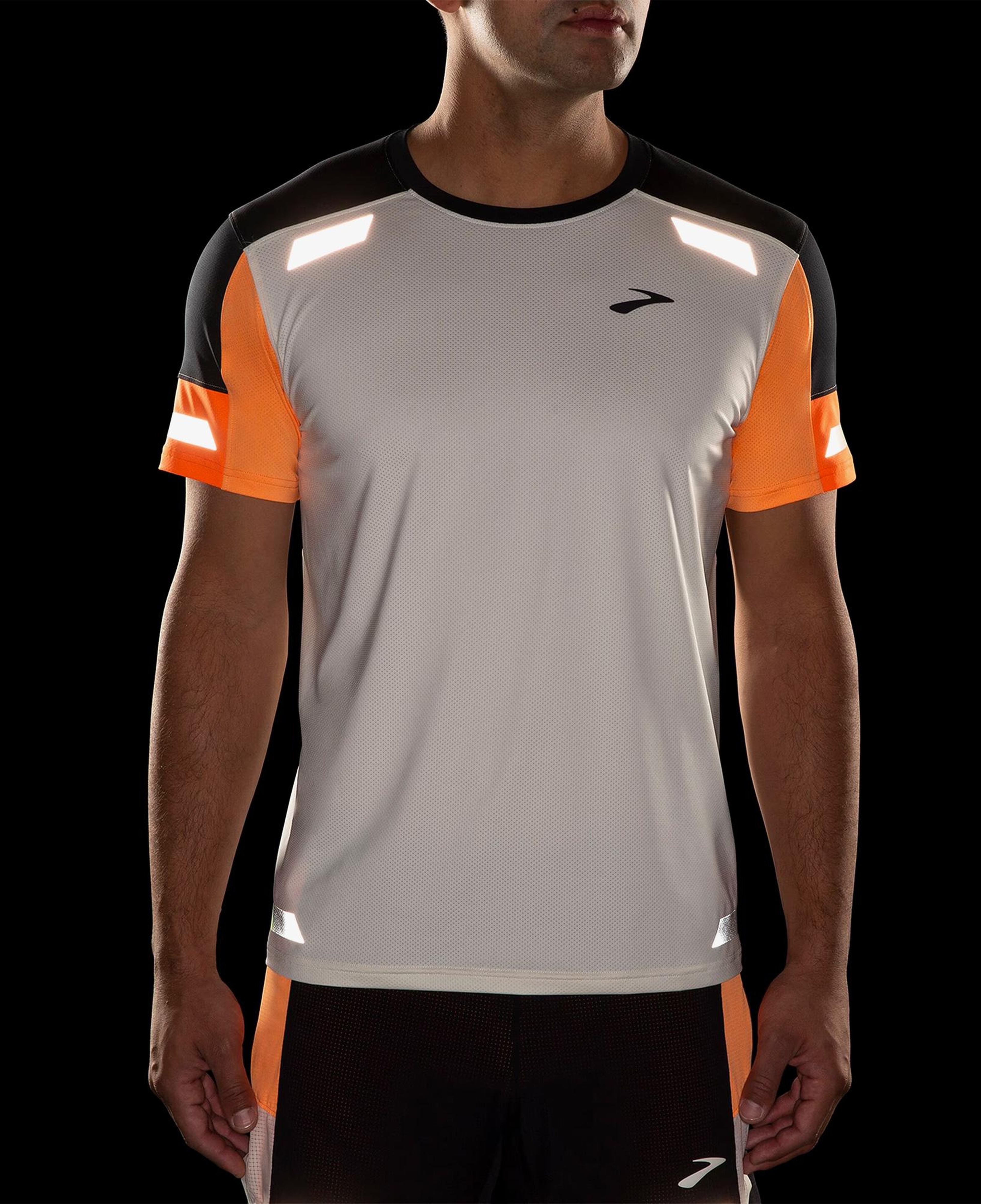 Brooks Run Visible Sleeve 2.0 Erkek Beyaz T-Shirt