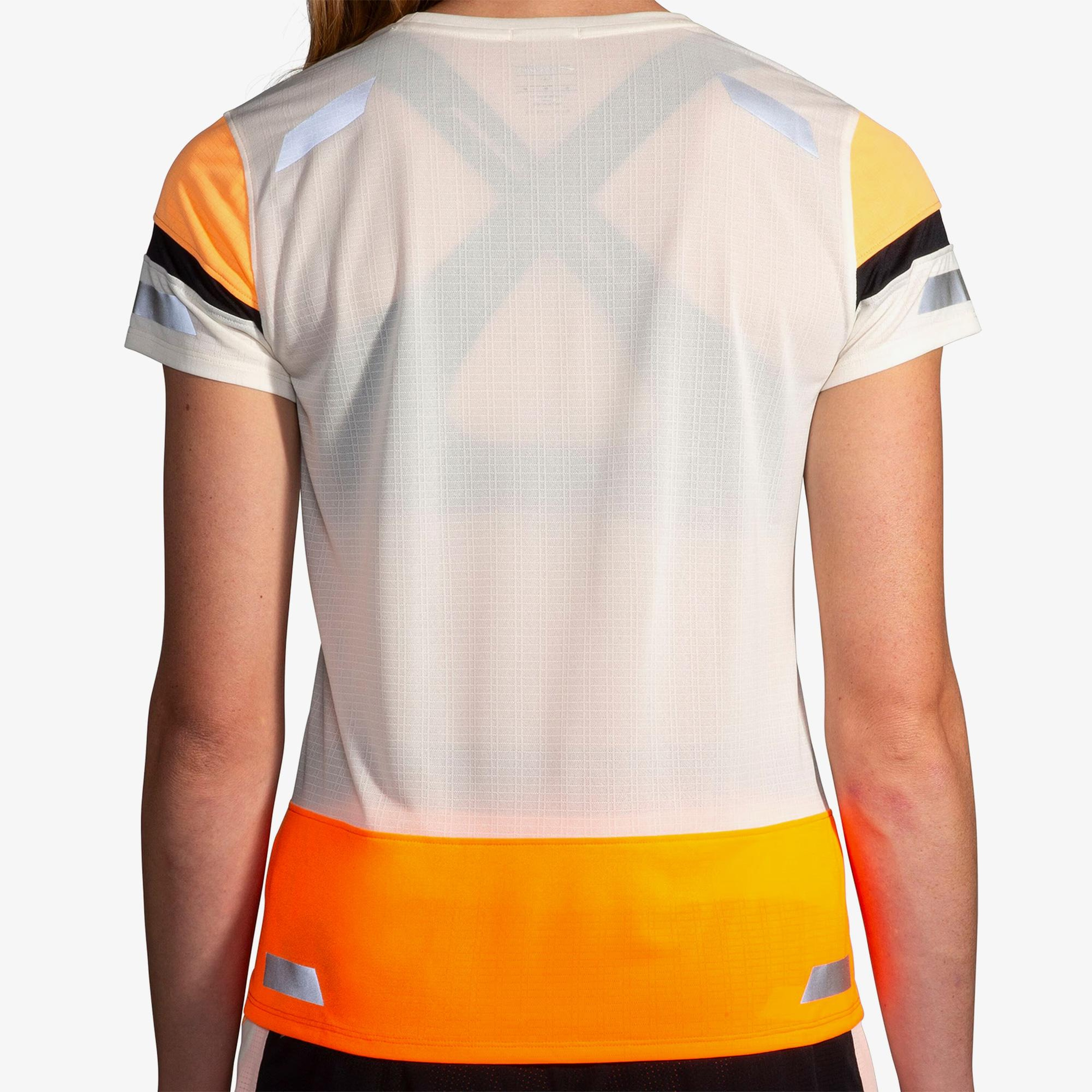 Brooks Run Visible Sleeve 2.0 Kadın Beyaz T-Shirt
