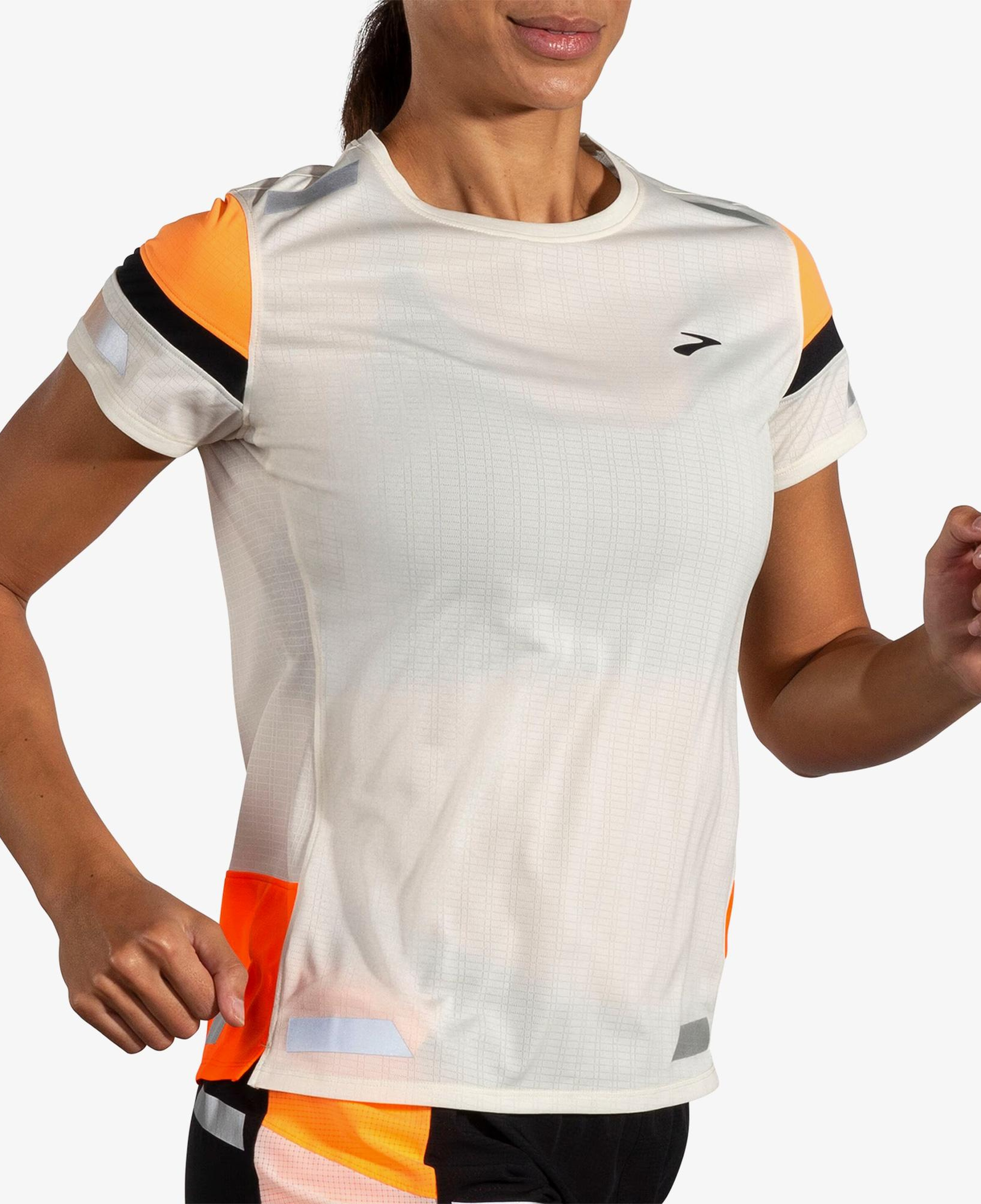 Brooks Run Visible Sleeve 2.0 Kadın Beyaz T-Shirt