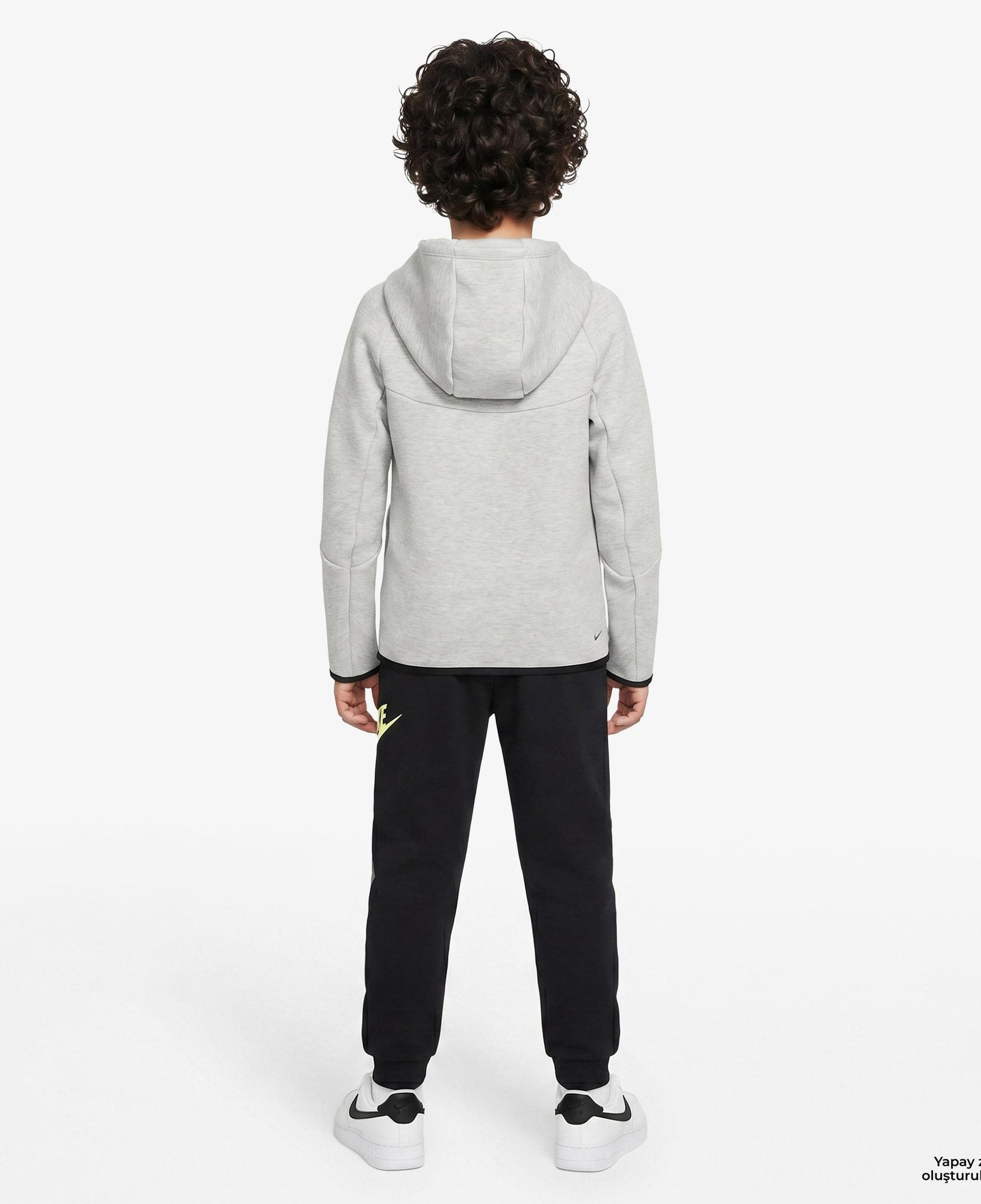 Nike Sportswear Tech Fleece Çocuk Gri Eşofman Üstü