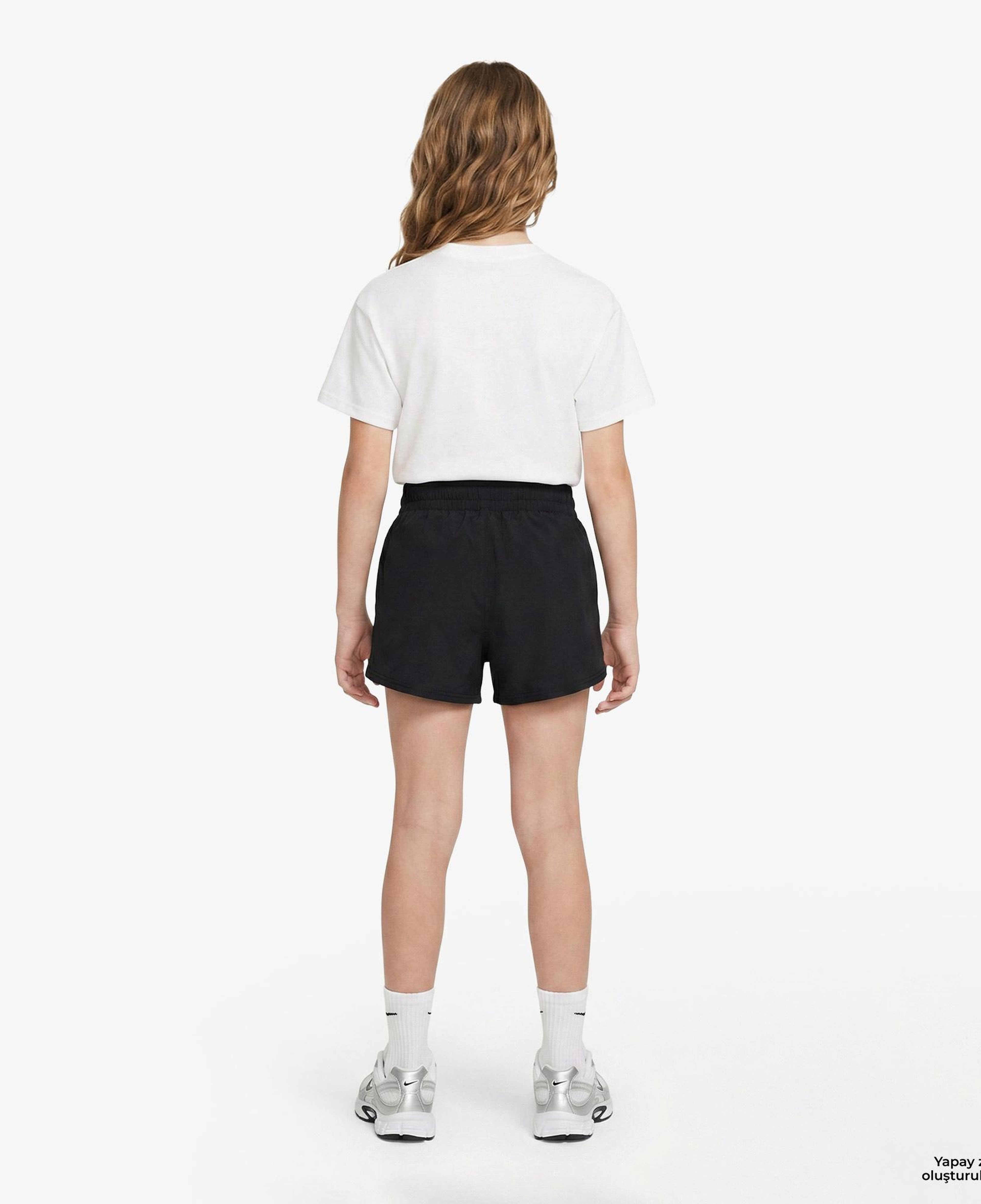 Nike Dri-Fit One 8 cm Çocuk Siyah Şort