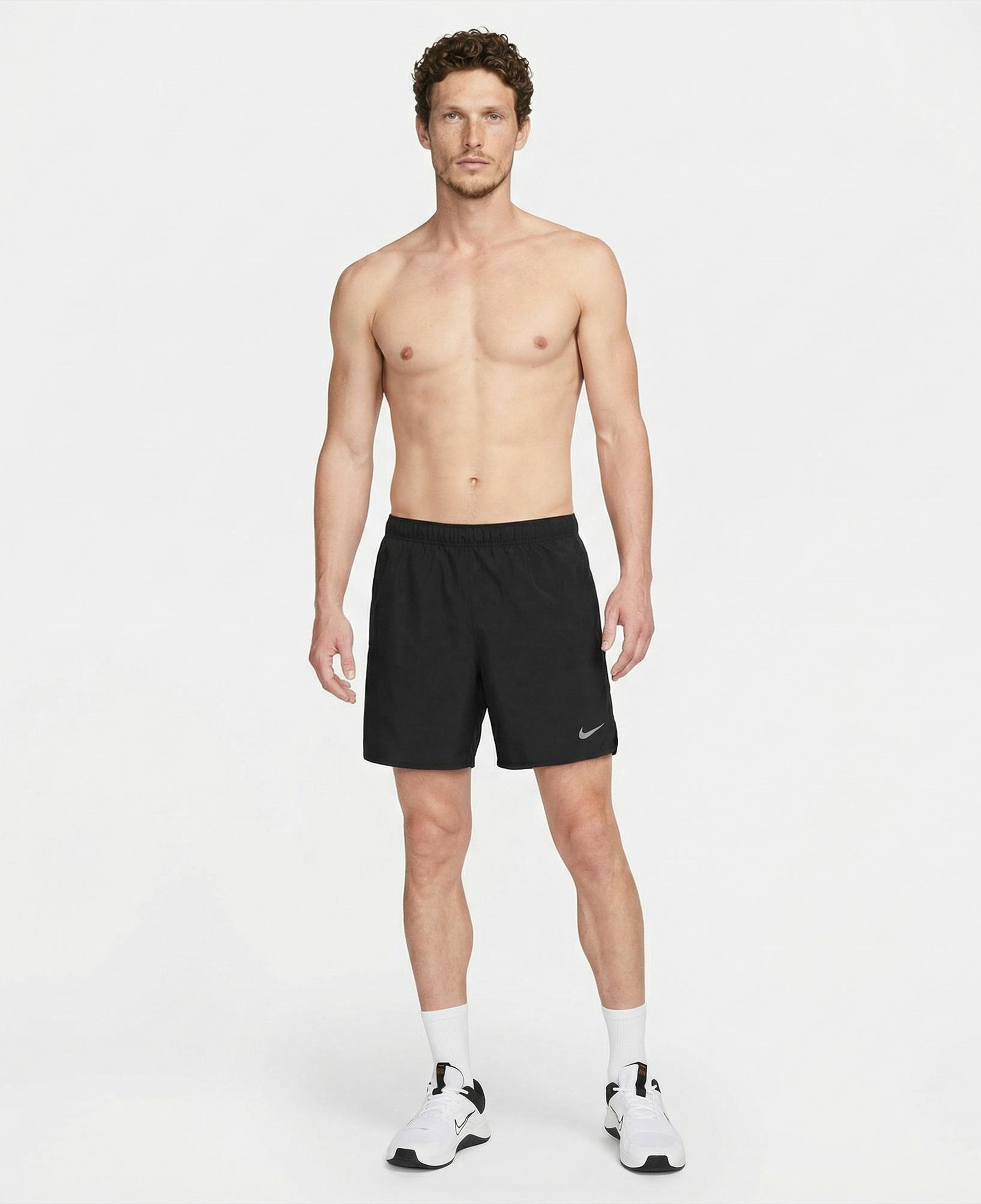 Nike Dri-Fit Challenger 18cm Erkek Siyah Şort
