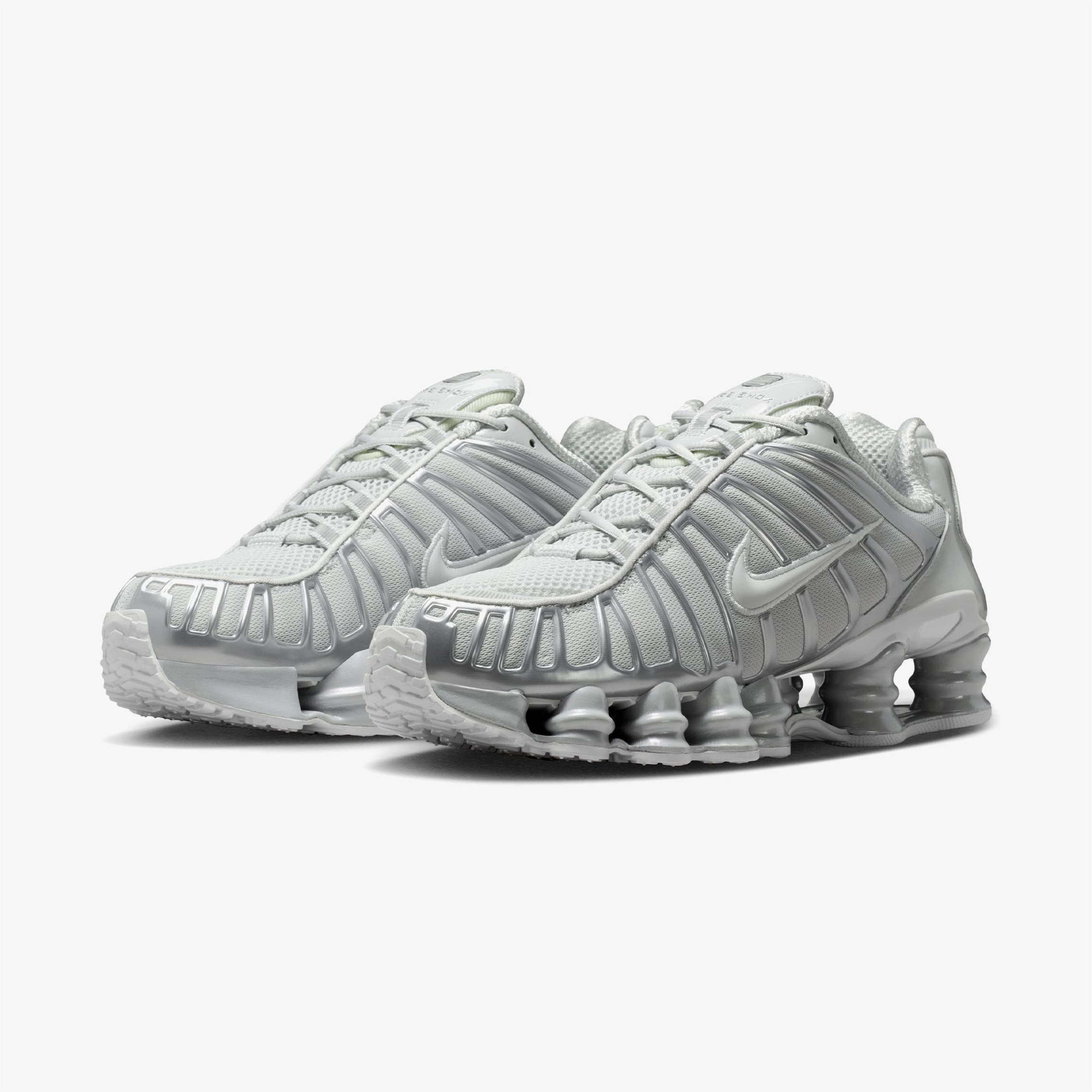 Nike Shox TL Kadın Gri Spor Ayakkabı
