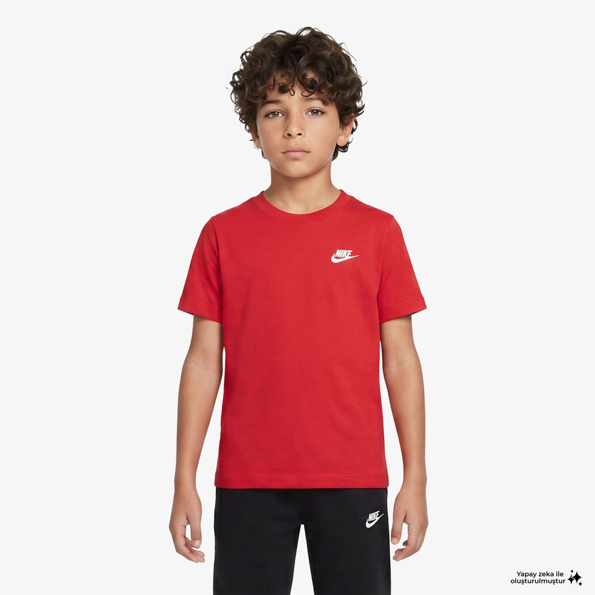 Nike Sportswear Futura Çocuk Kırmızı T-Shirt