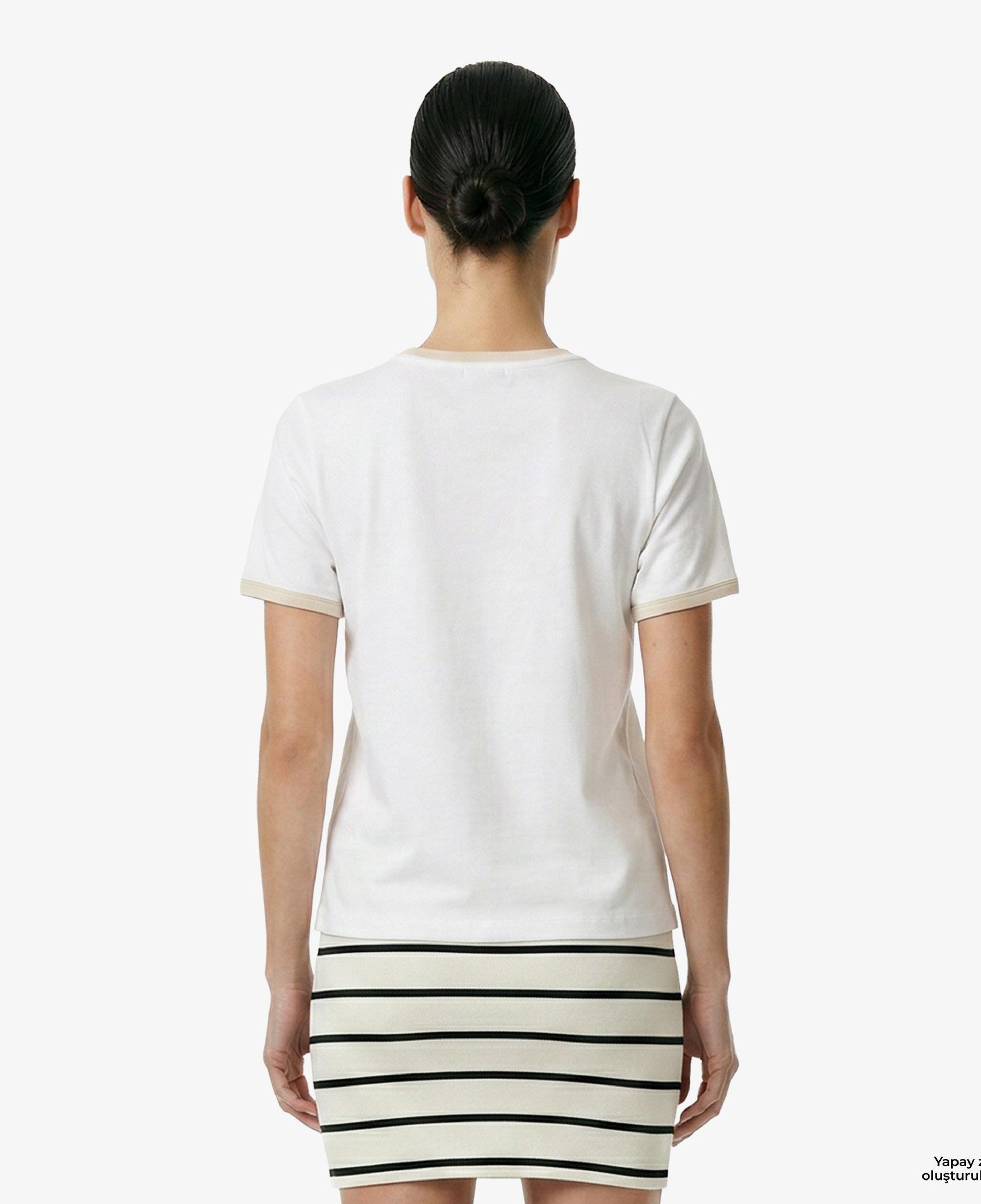Nautica Kadın Beyaz Slim Fit T-Shirt