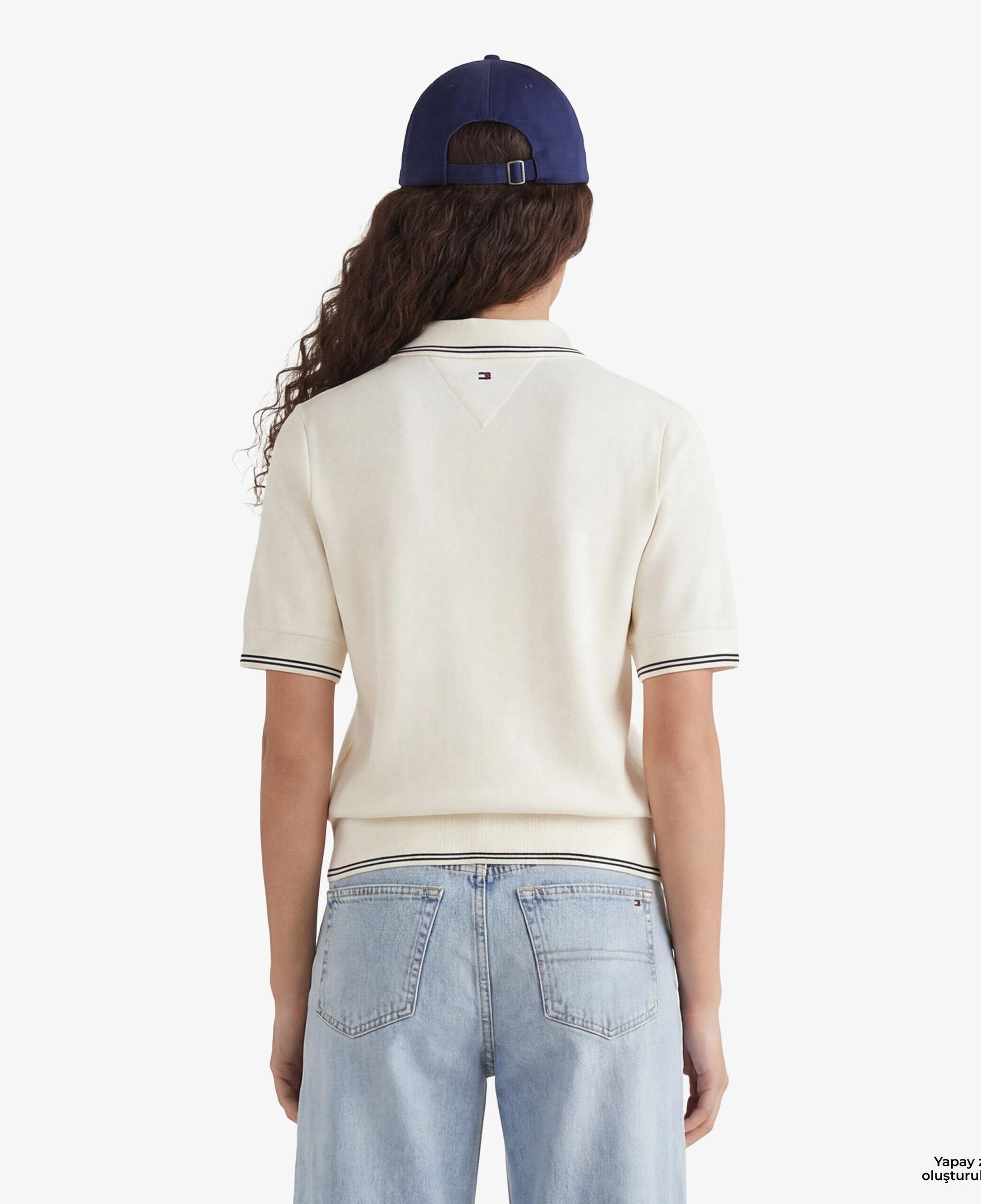 Tommy Hilfiger Script Liyosel Kadın Bej Polo Yaka T-Shirt