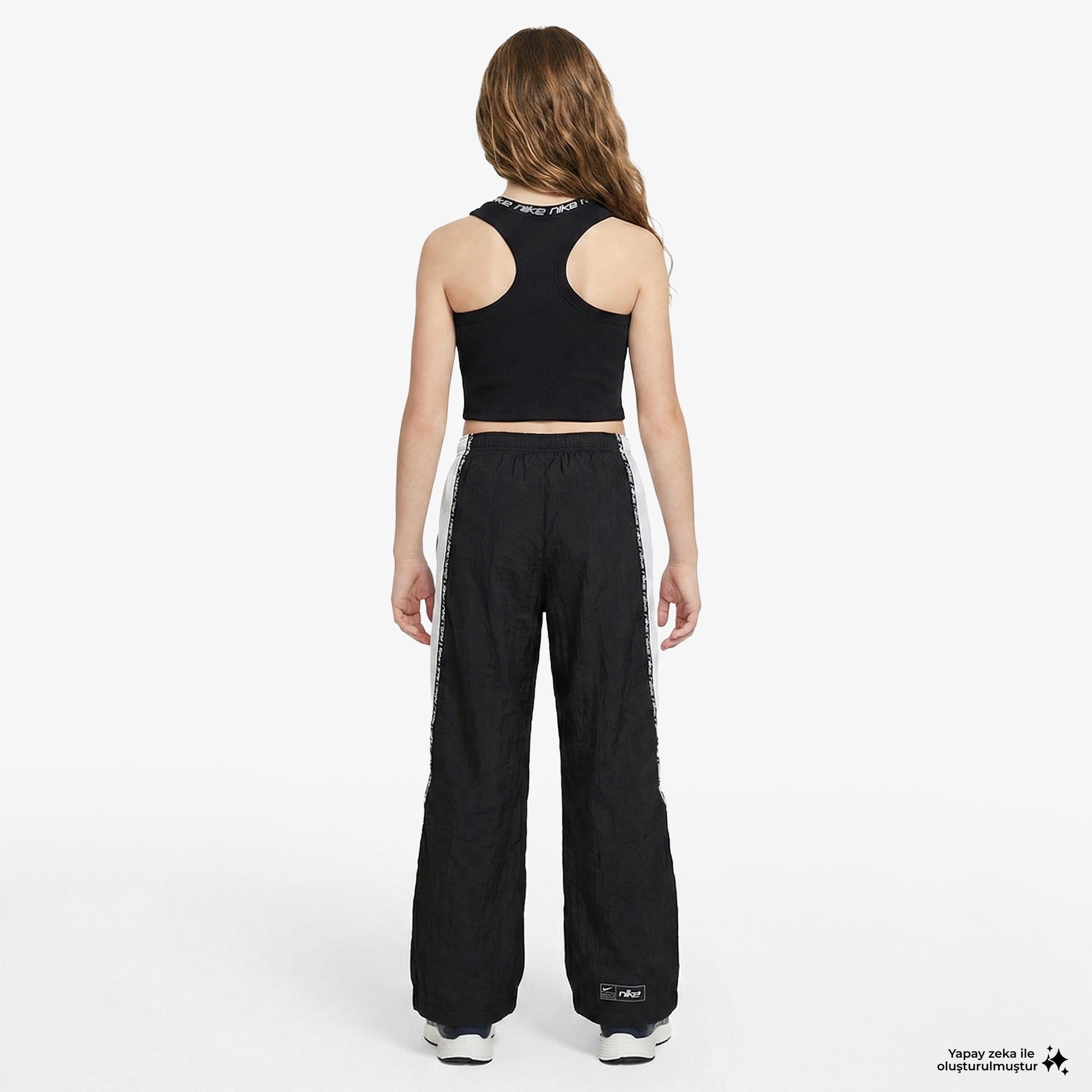 Nike Sportswear Dri-Fit Çocuk Siyah Kolsuz T-Shirt