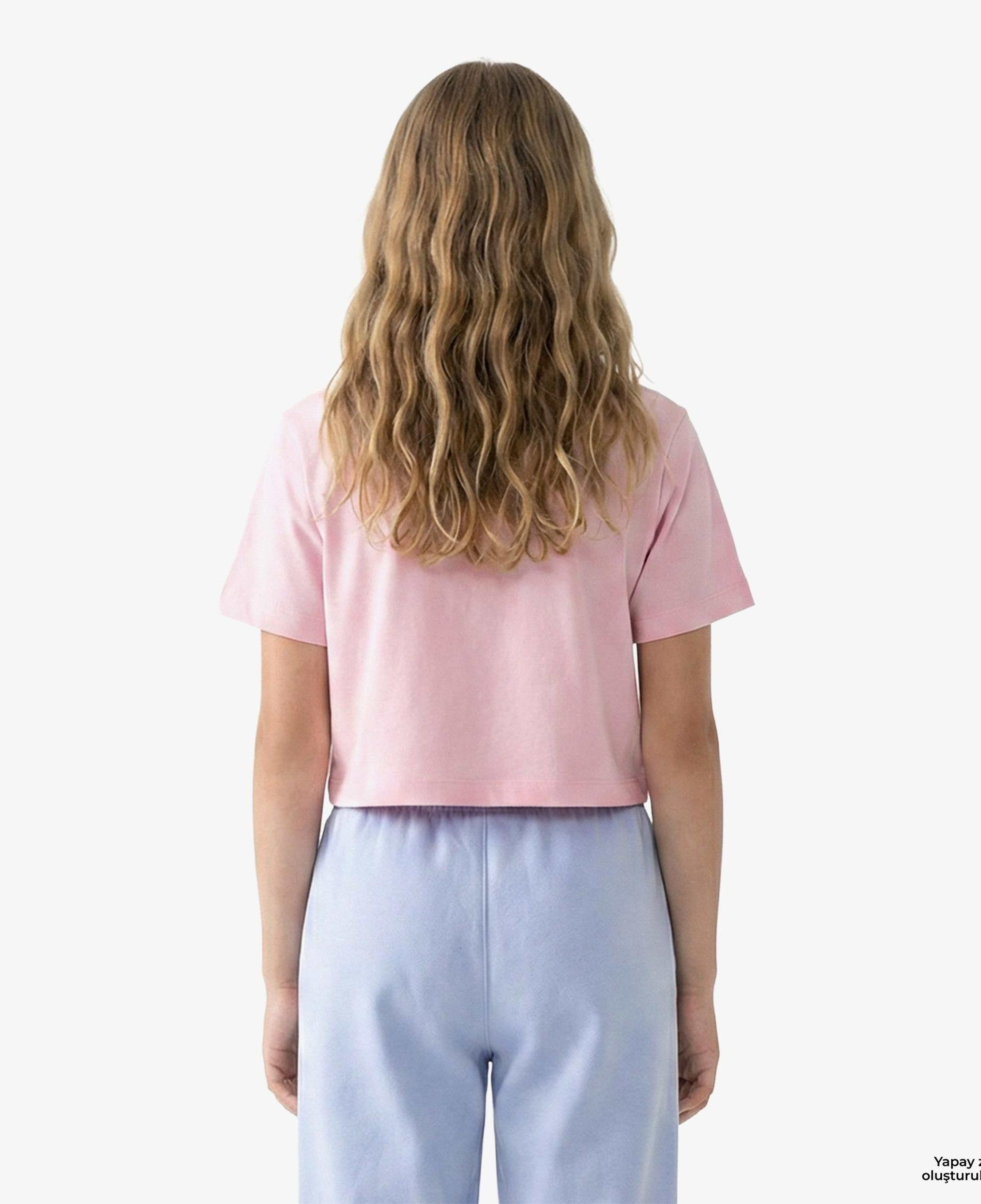 Nike Sportswear Futura Çocuk Pembe Crop T-Shirt