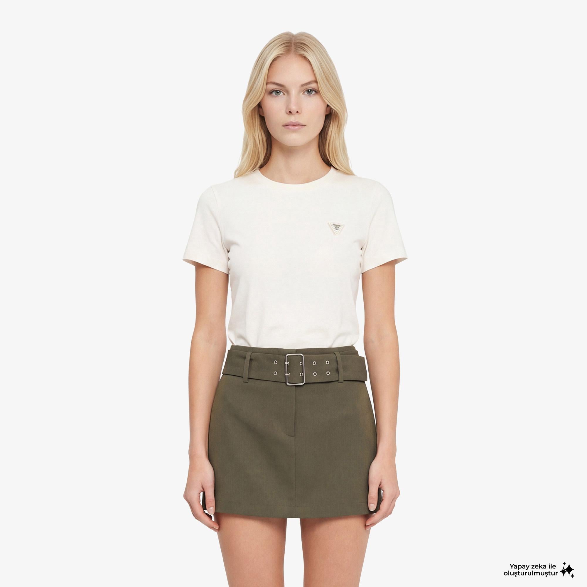 Guess Sonia Aktif Modal Karışımlı Slim Fit Kadın Beyaz T-Shirt