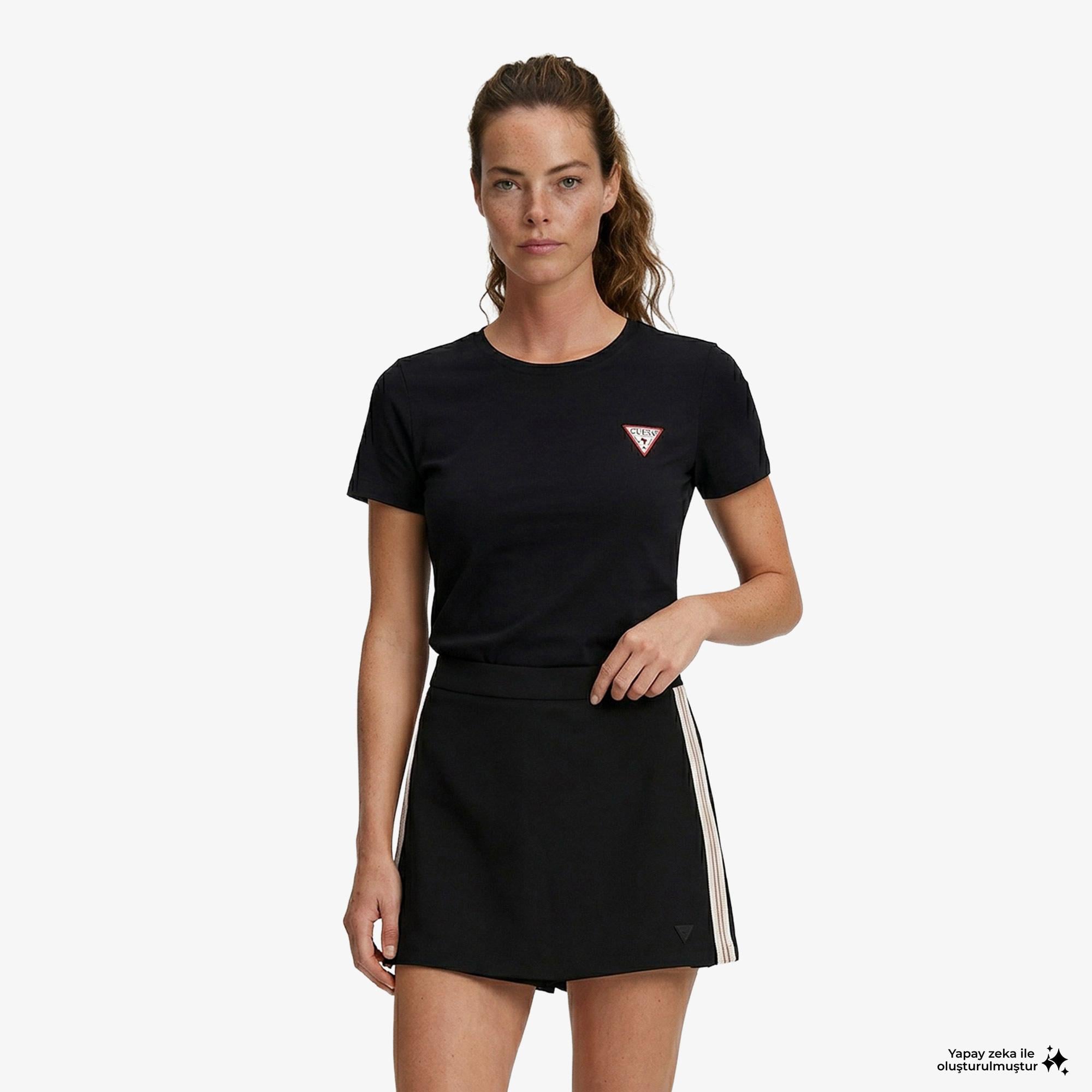 Guess Circe Aktif Regular Fit Kadın Siyah Şort