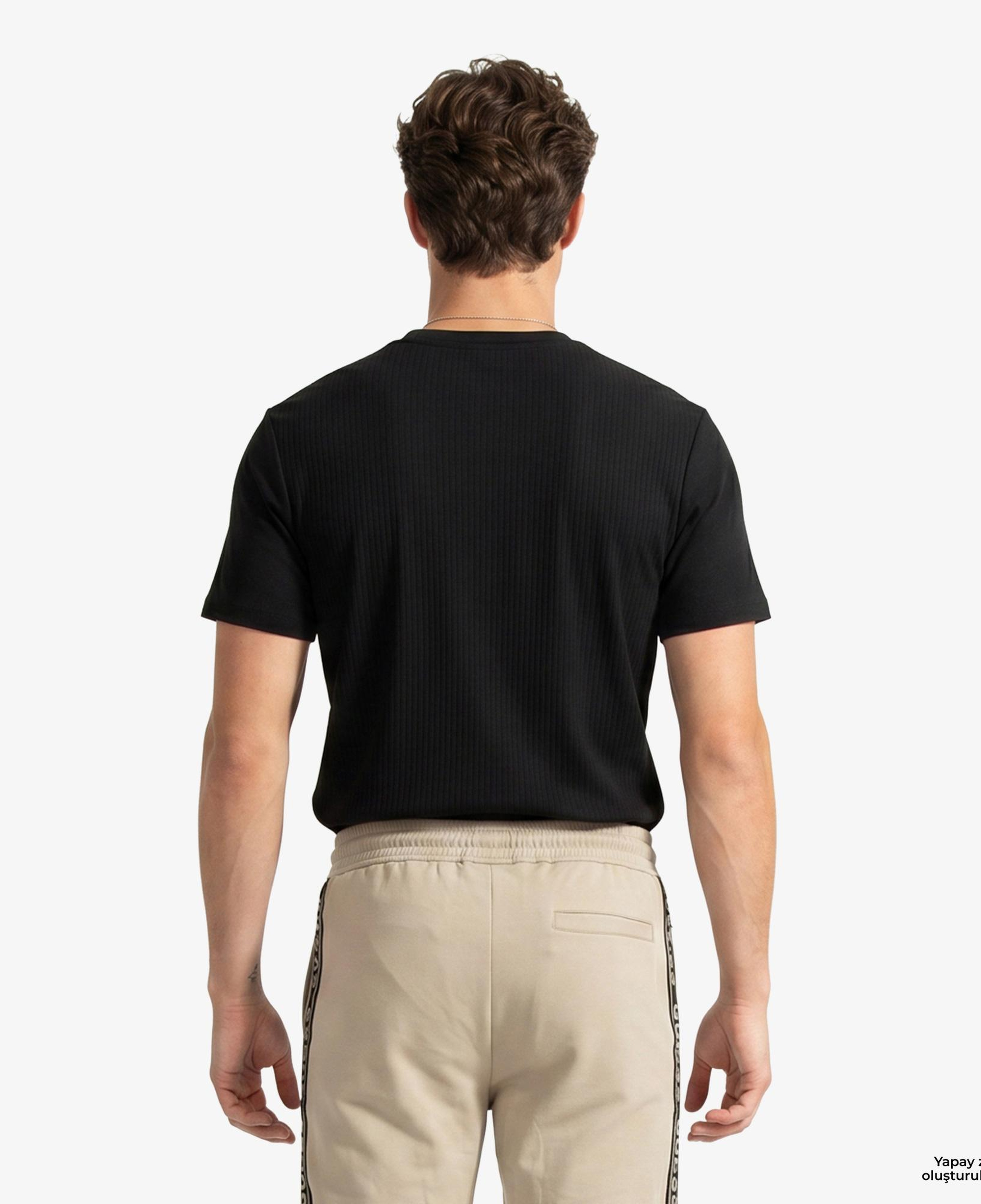 Guess Waffle Slim Fit Erkek Siyah T-Shirt