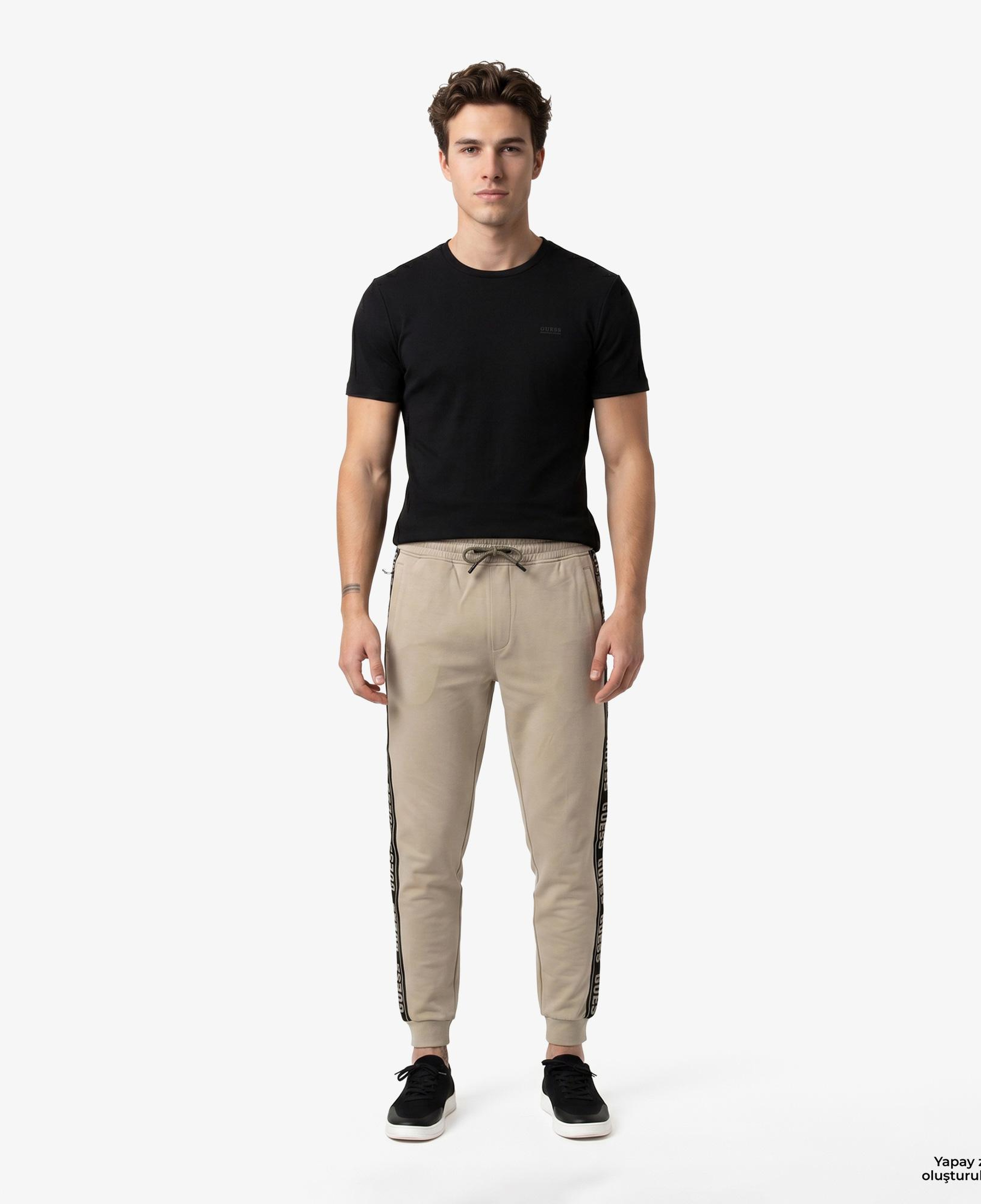Guess Waffle Slim Fit Erkek Siyah T-Shirt