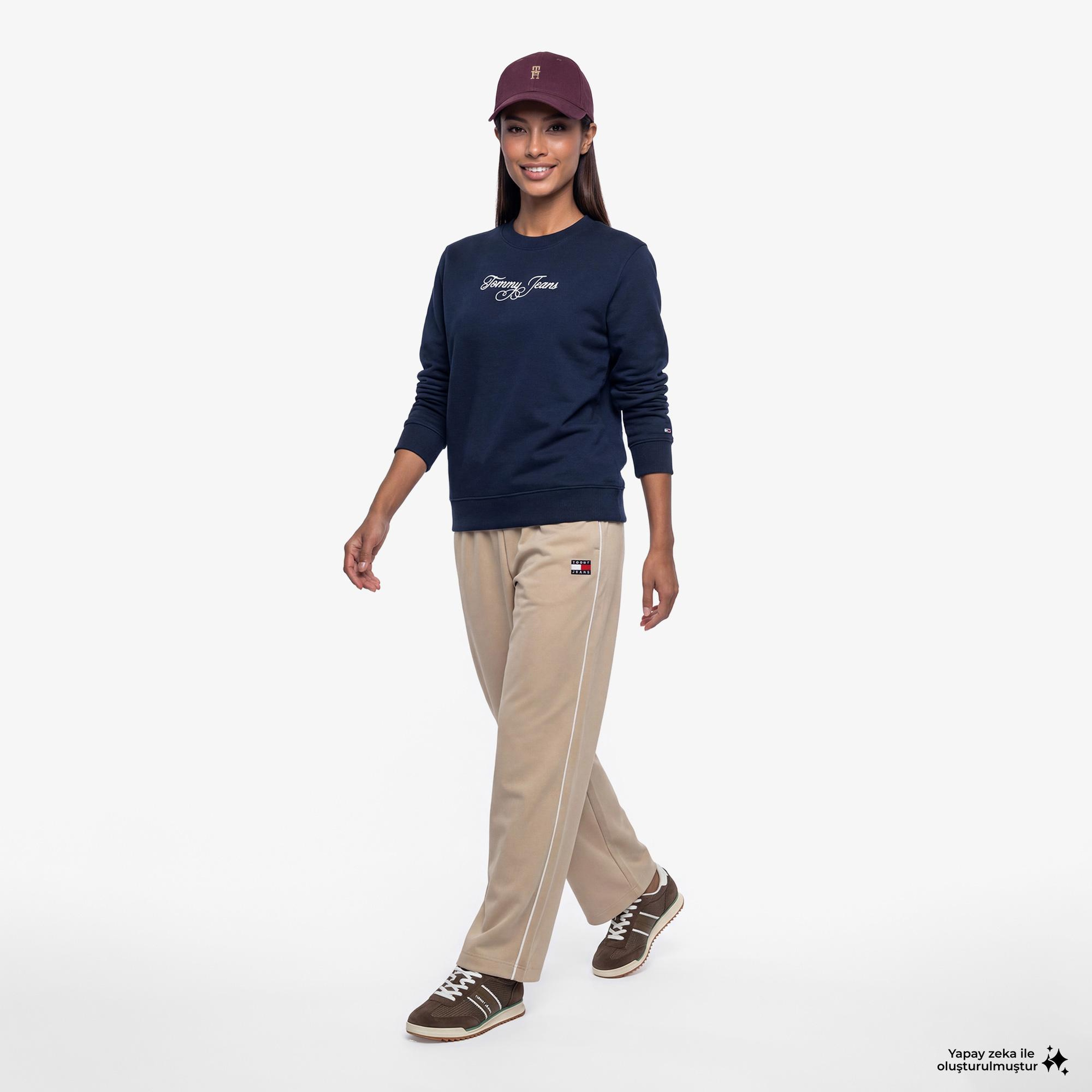 Tommy Hilfiger Essential Logo Kadın Lacivert Sweatshirt