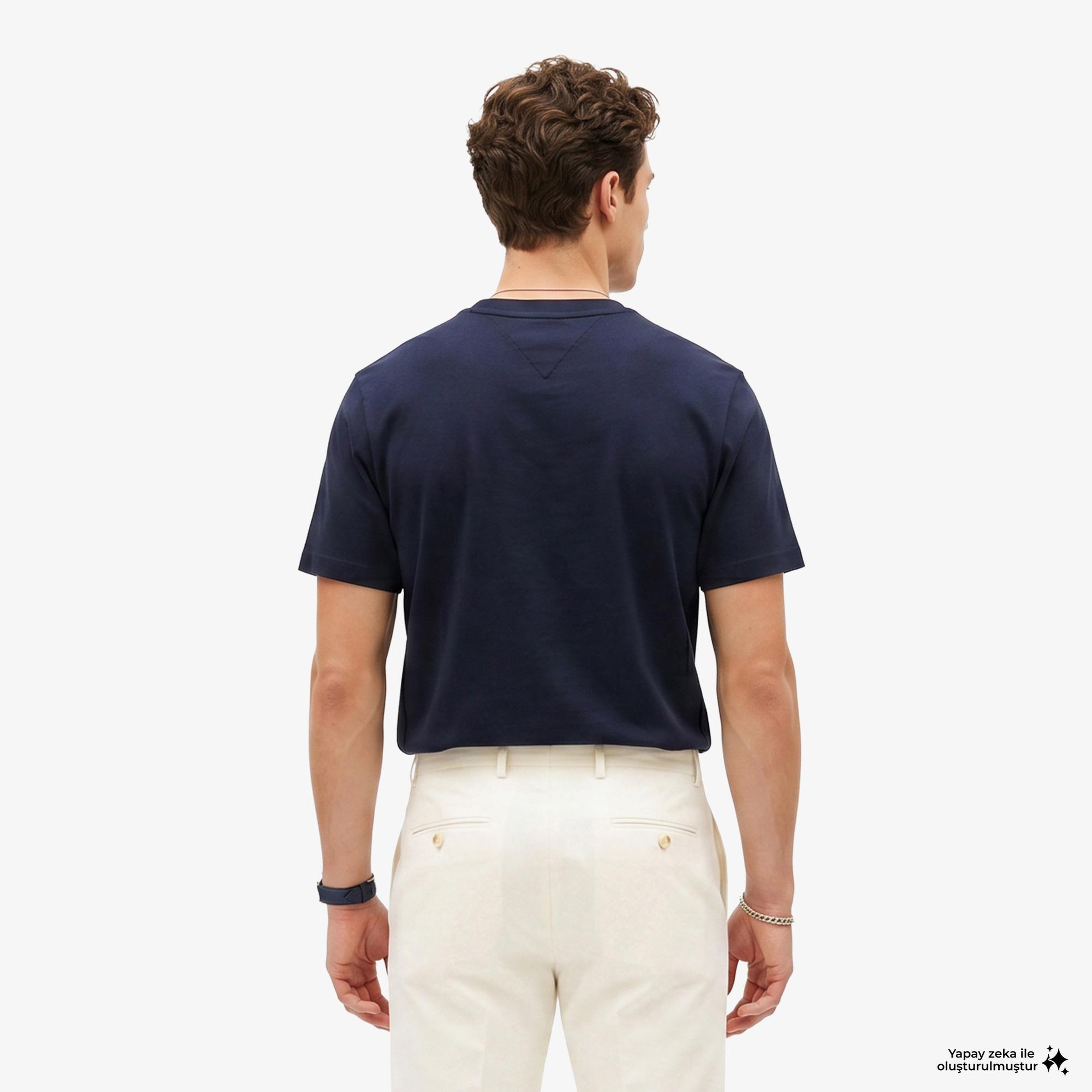 Tommy Hilfiger Brand Love Erkek Lacivert T-Shirt